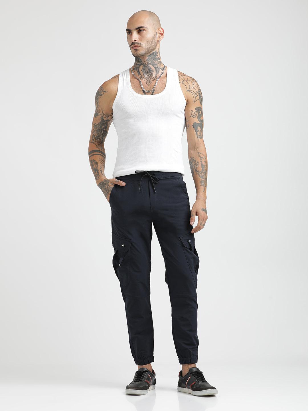 Men Utility Trousers with Elastic Edges