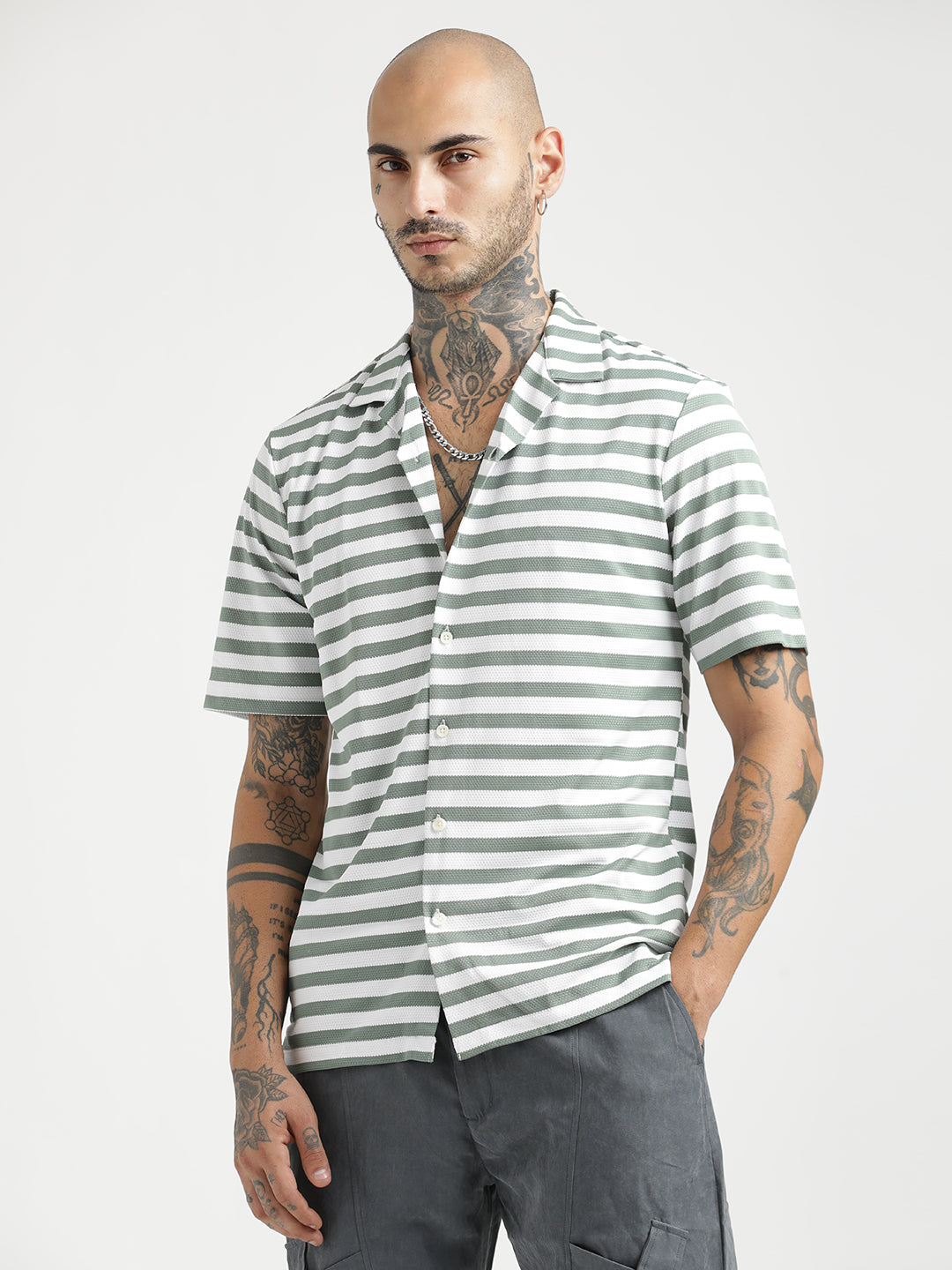 Men Relaxed Knit Shirt
