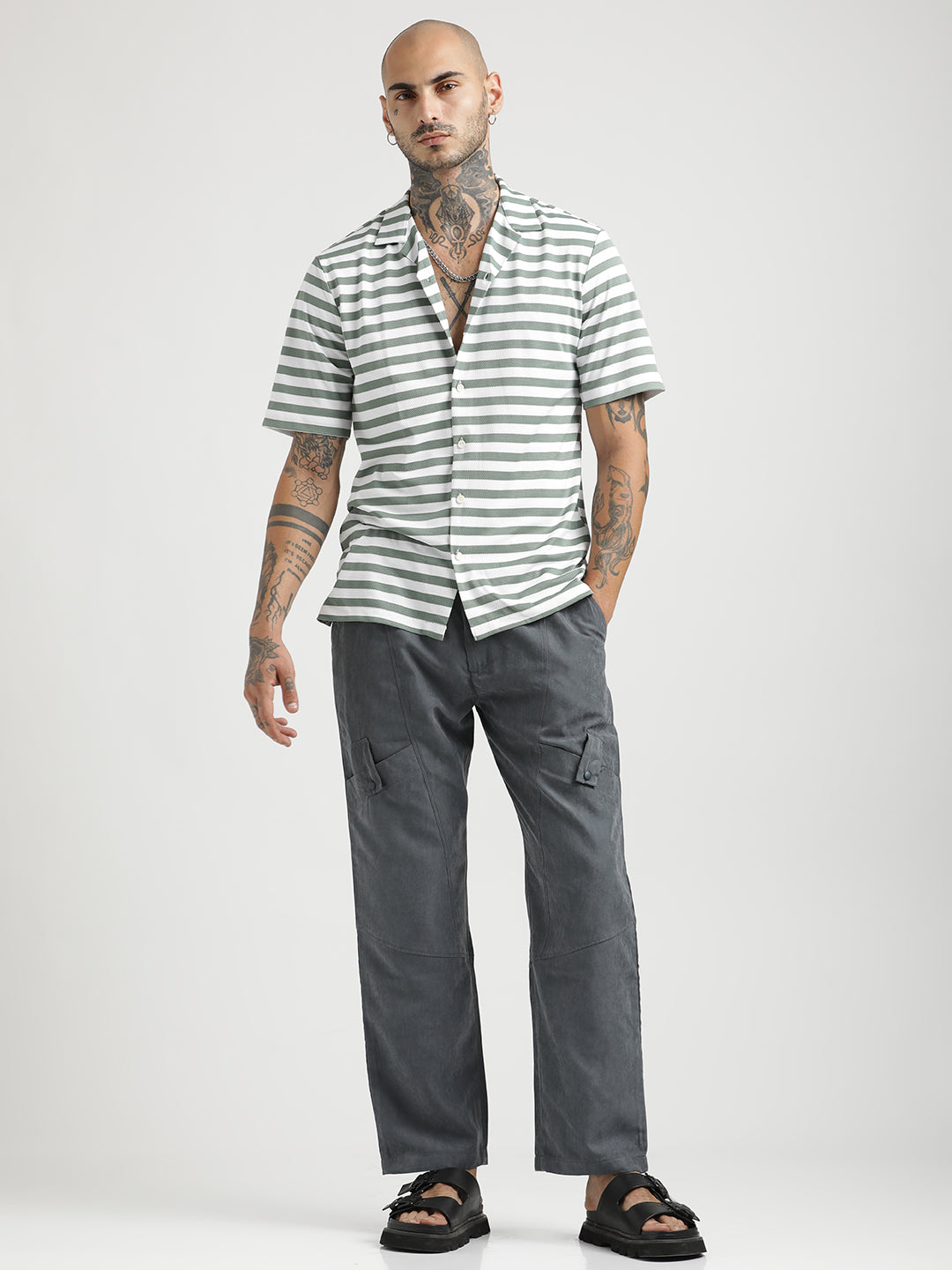 Men Relaxed Knit Shirt