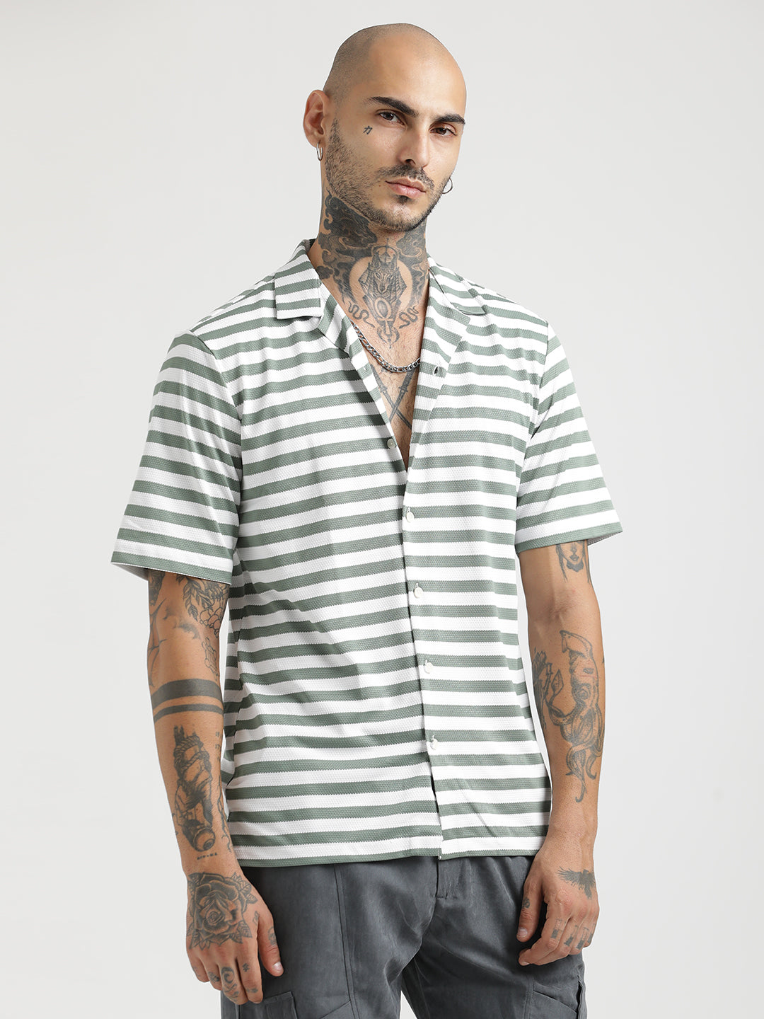 Men Relaxed Knit Shirt