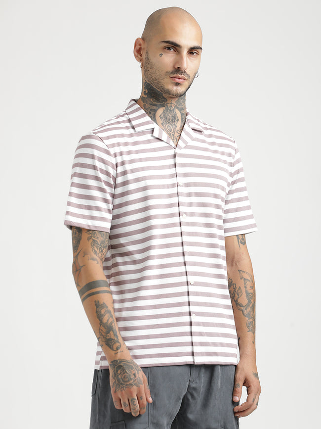Men Relaxed Knit Shirt