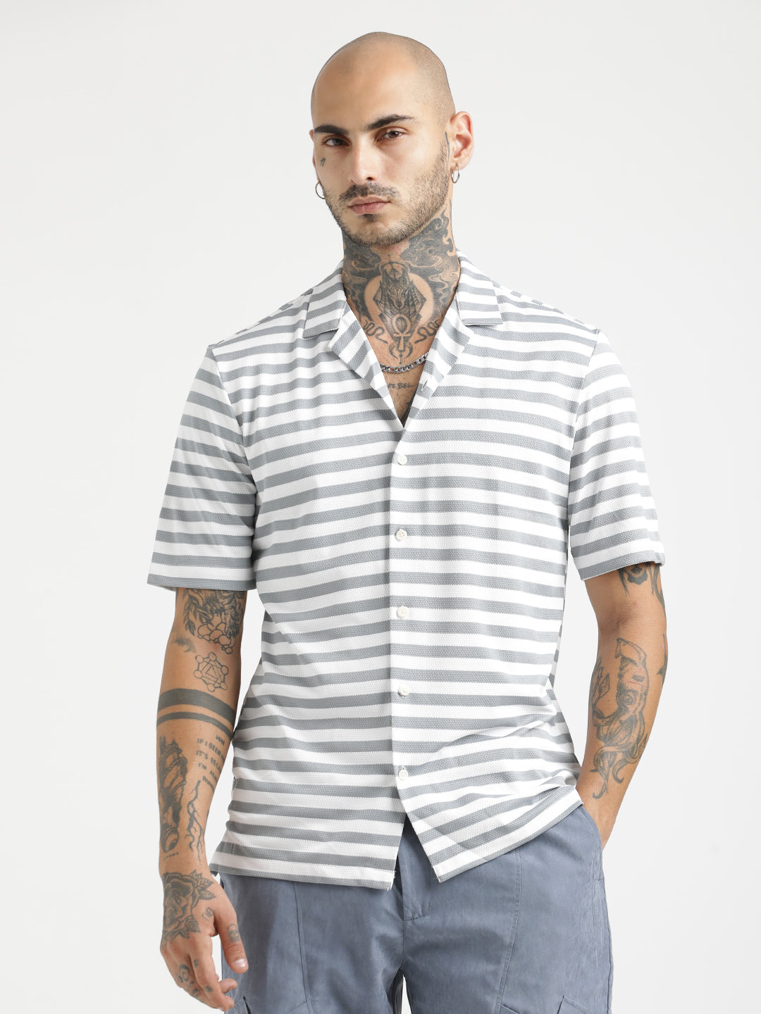 Men Relaxed Knit Shirt