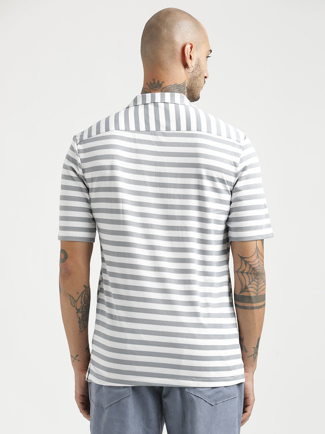 Men Relaxed Knit Shirt