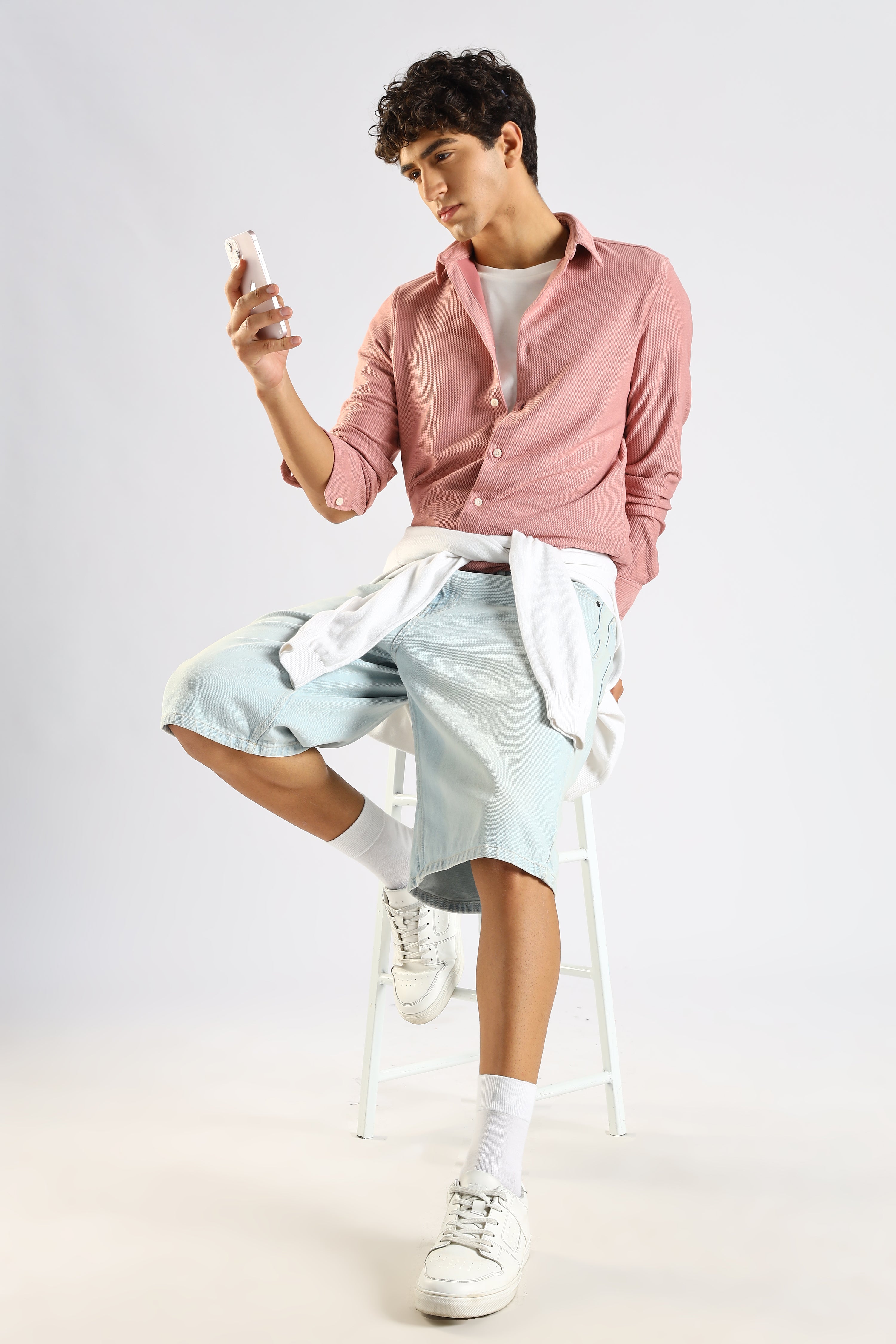 Men Pink Textured Spread Collar Shirt