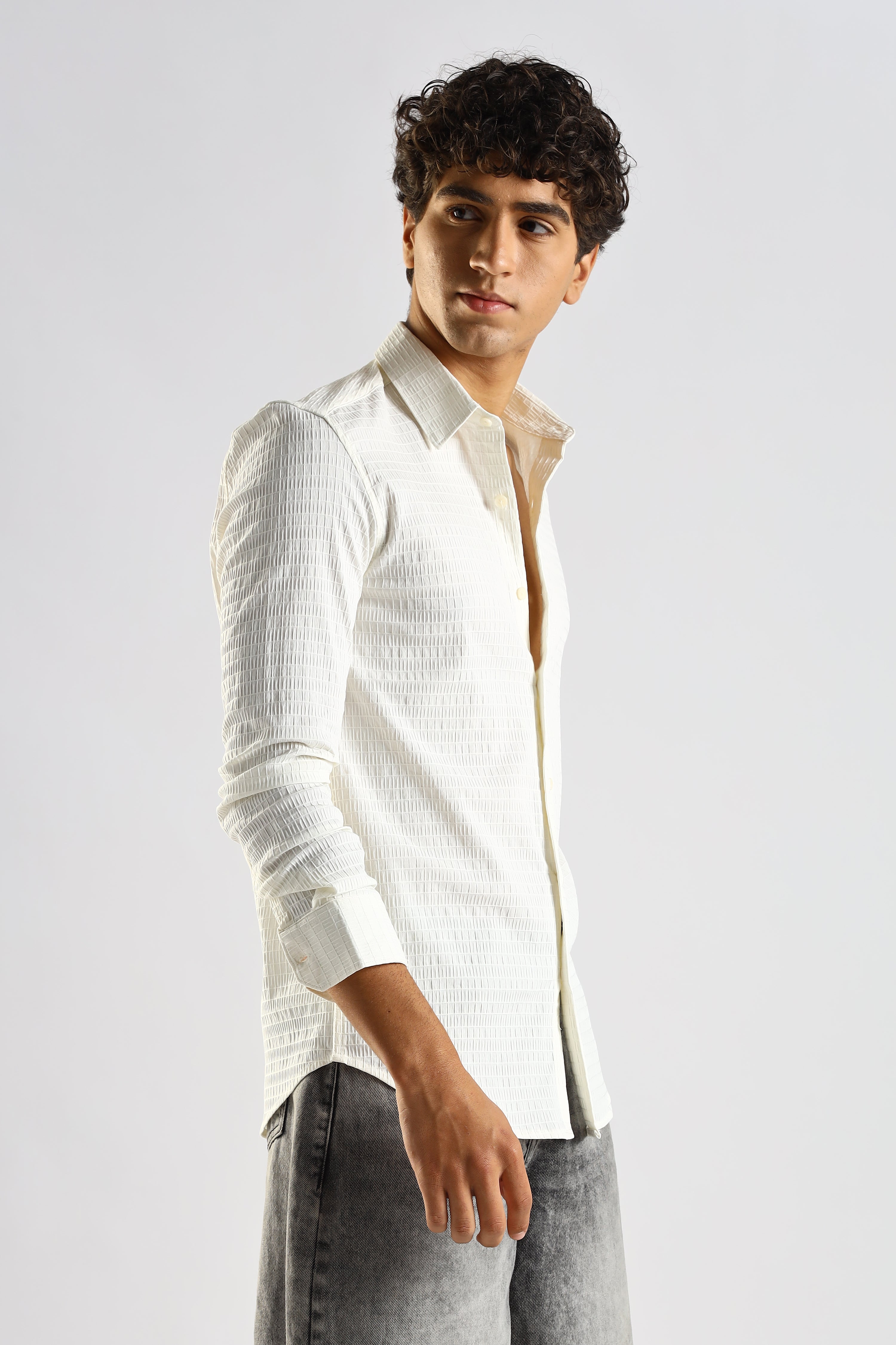 Men White Poly Blend Slim Fit Shirt