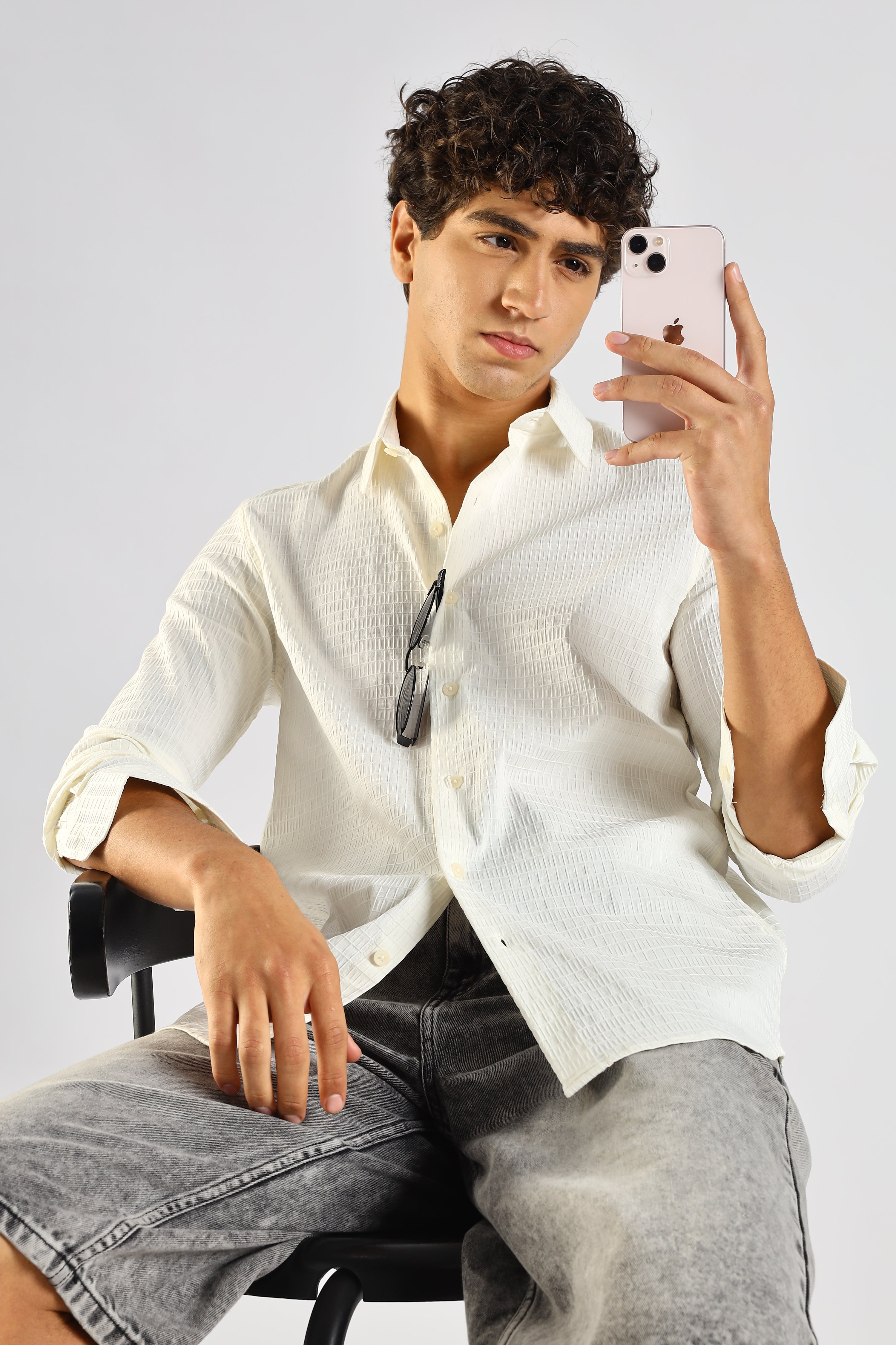 Men White Poly Blend Slim Fit Shirt