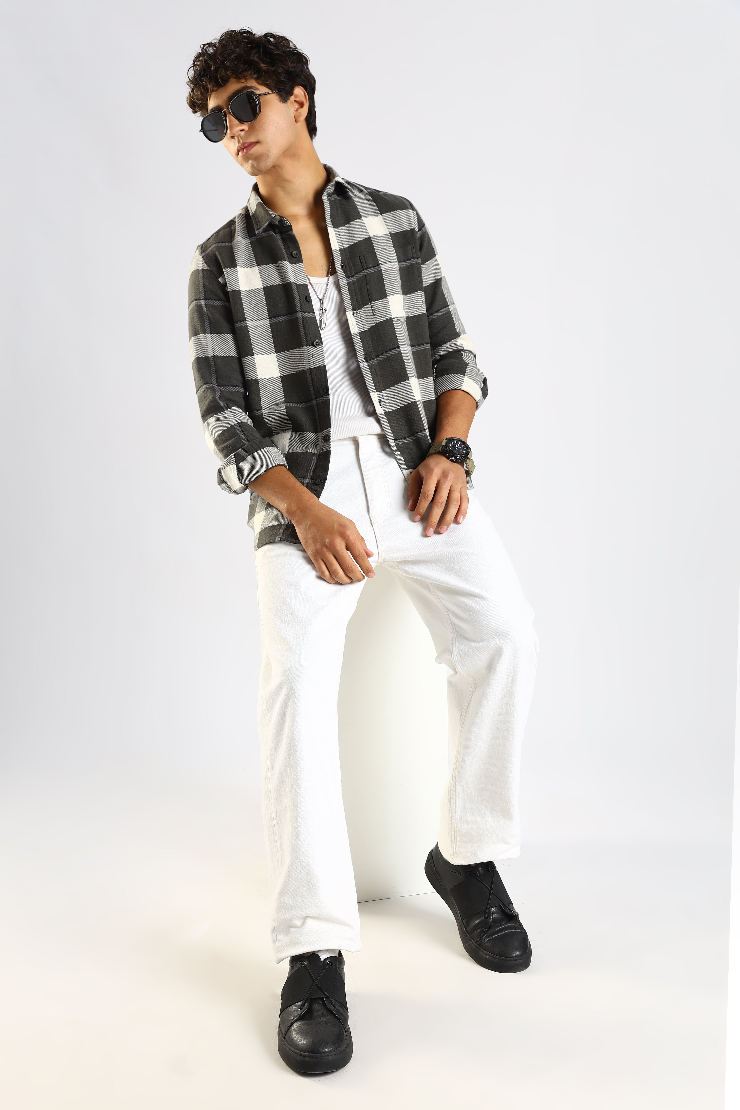 Men Green Cotton Blend Checked Shirt