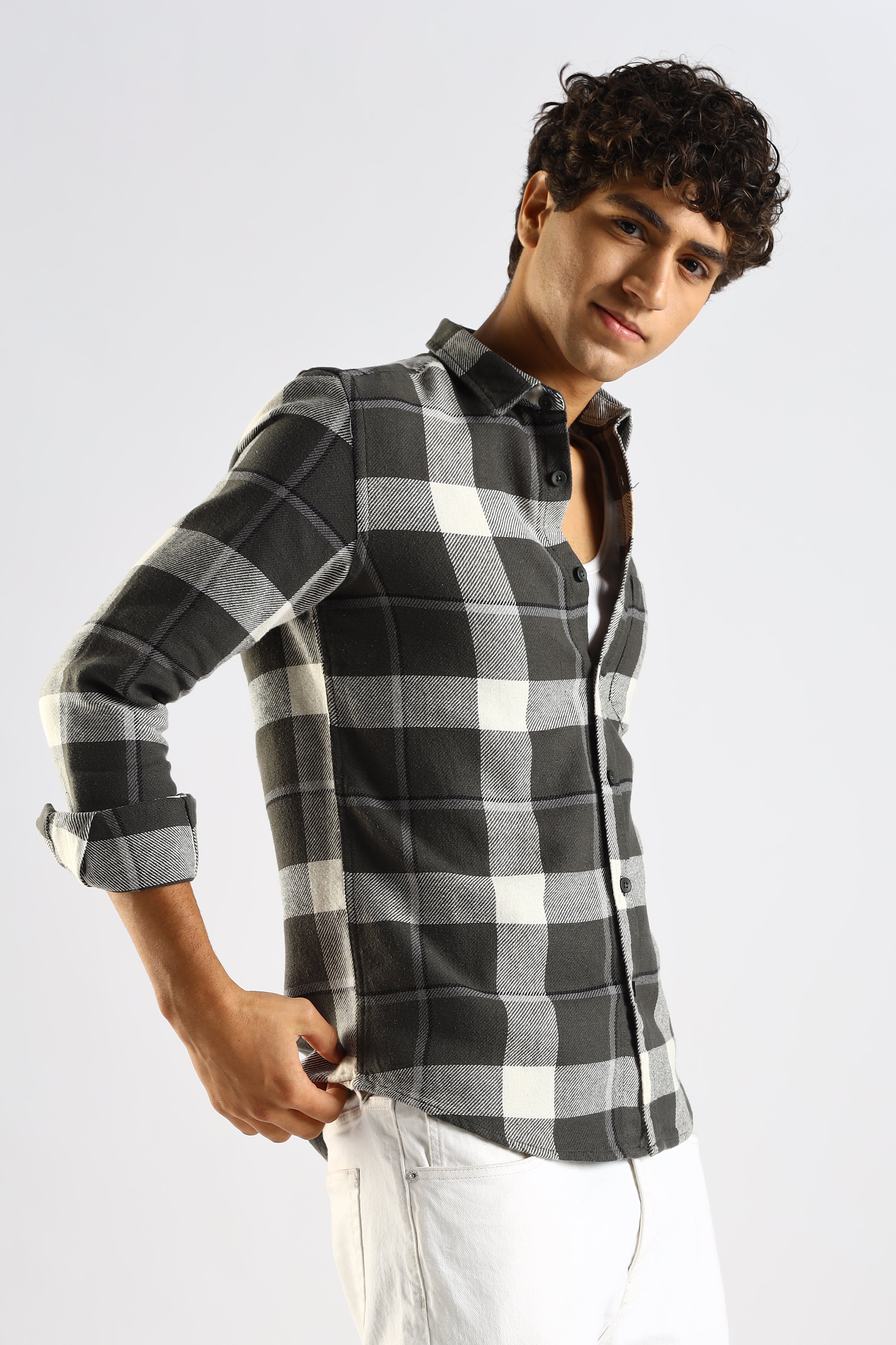 Men Green Cotton Blend Checked Shirt