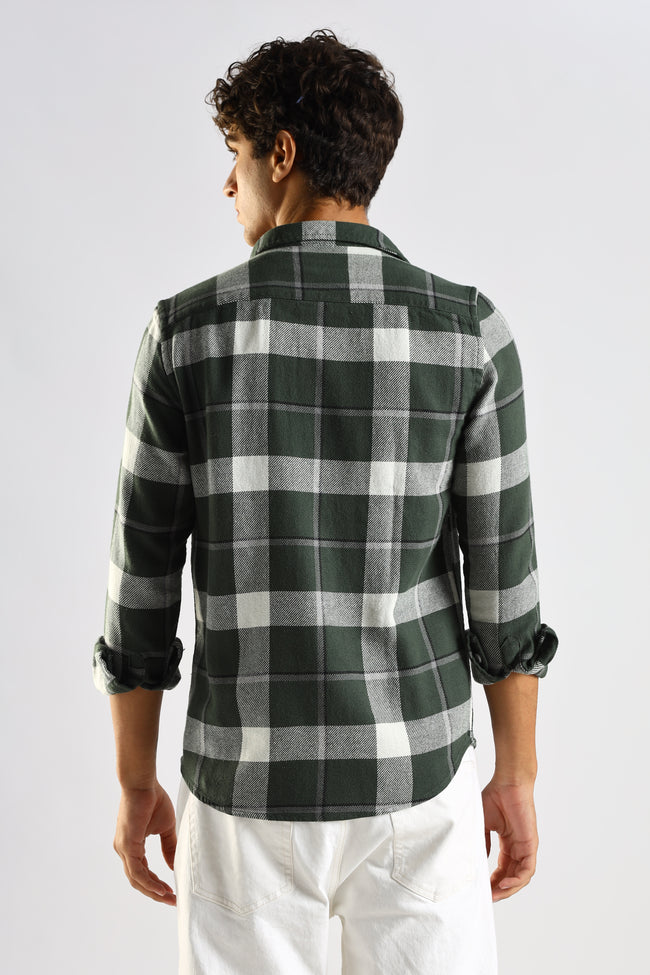 Men Green Cotton Blend Slim Checked Shirt