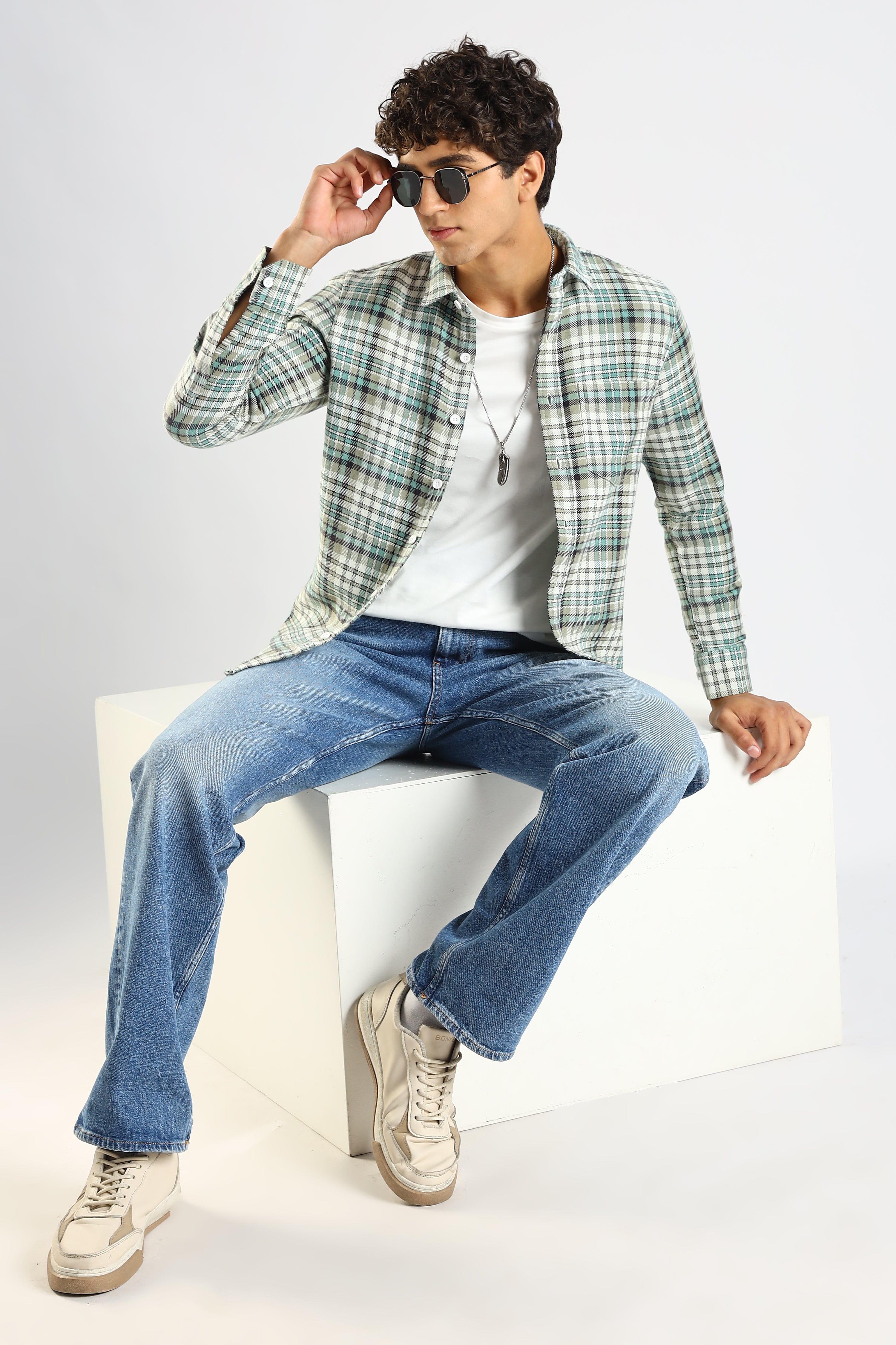 Men Green Cotton Blend Checked Shirt
