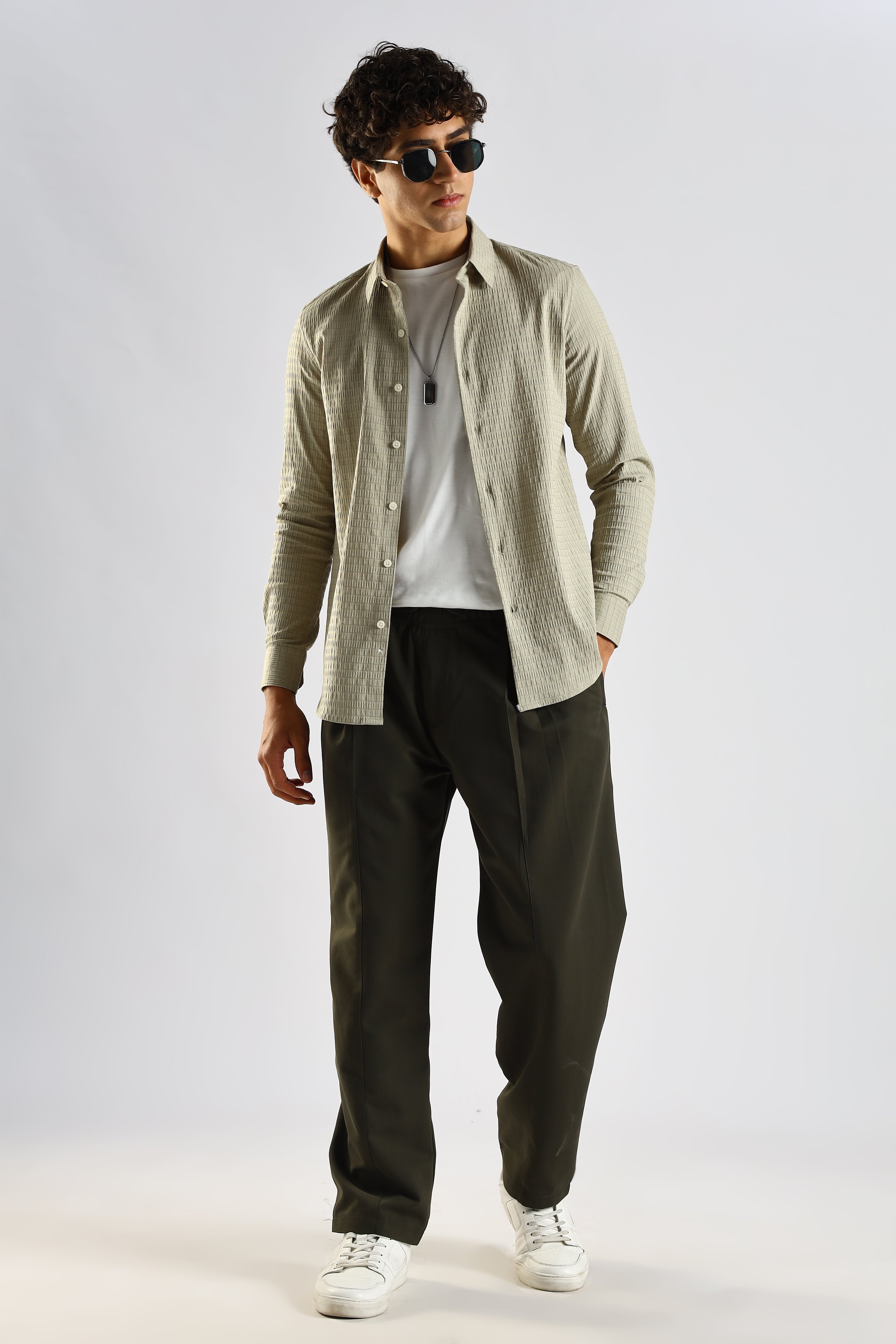 Men Green Poly Blend Slim Fit Shirt