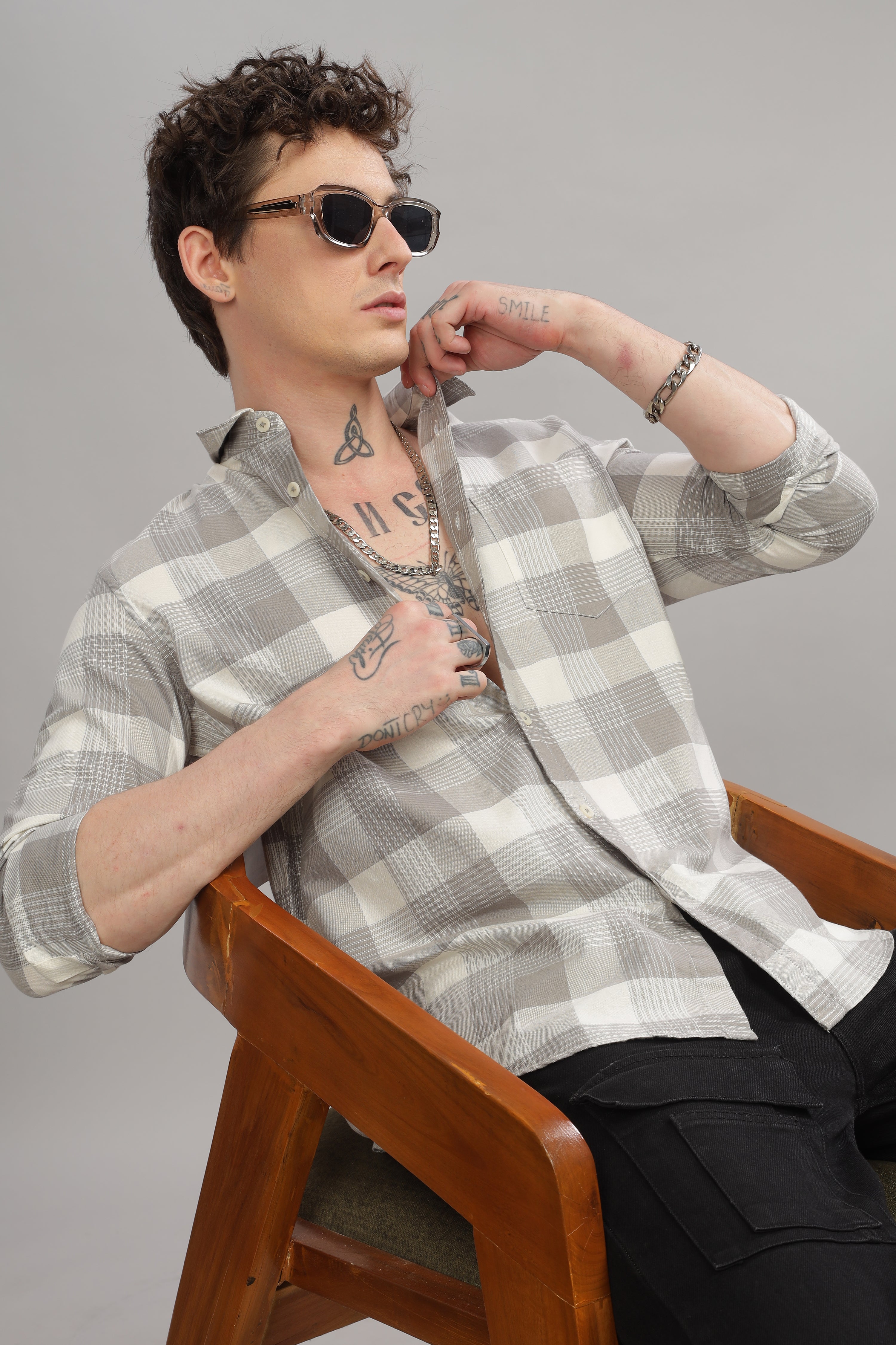 Men Grey Slim Fit Shirt