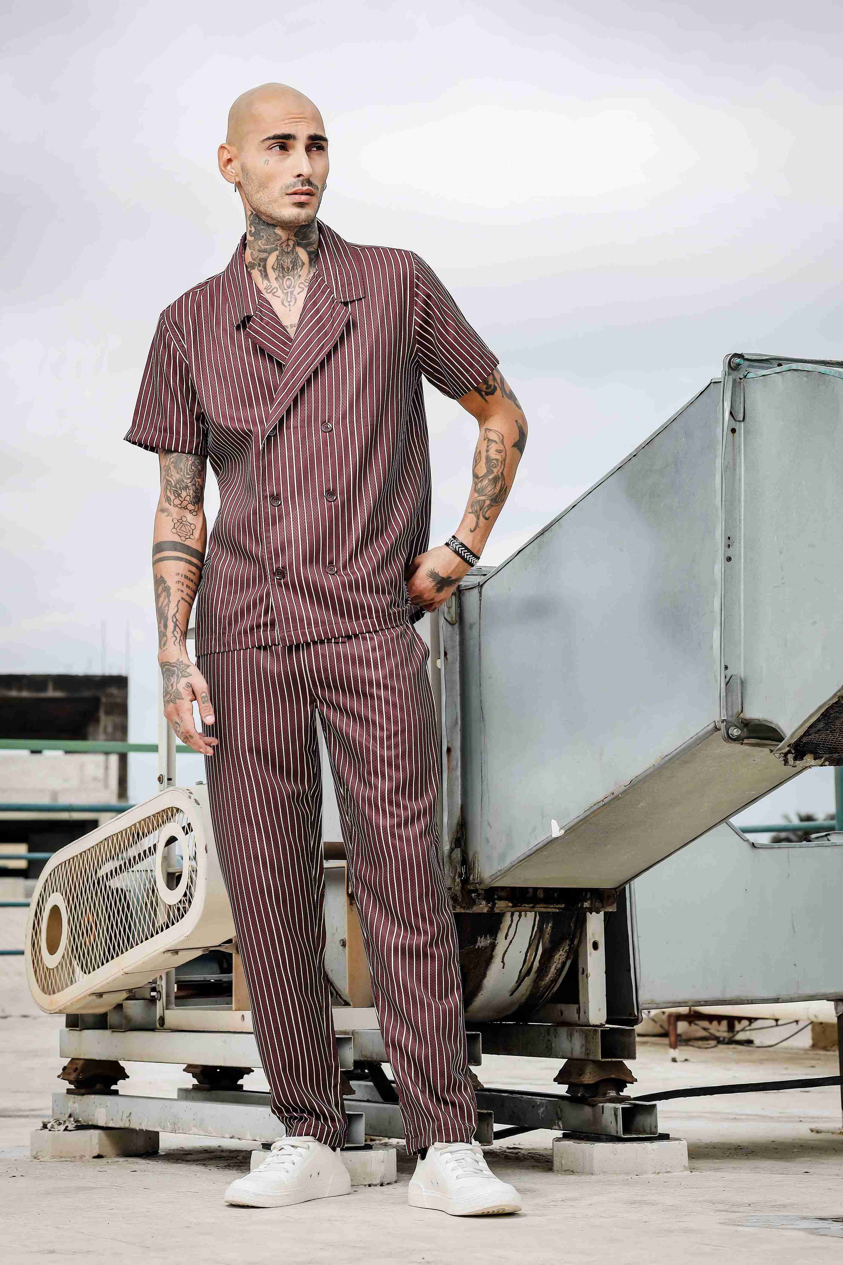 Men Brown Relaxed Fit Pants