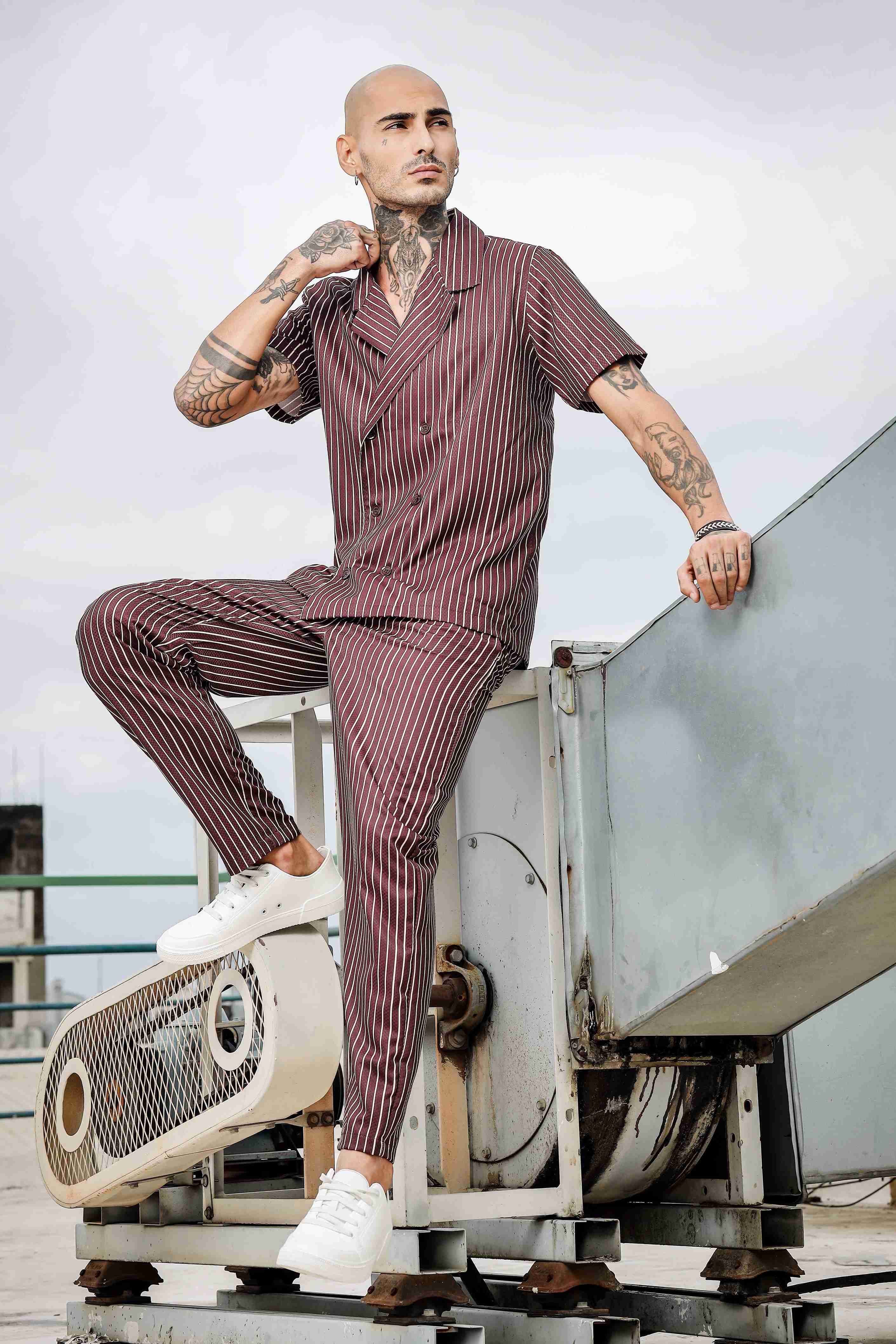Men Brown Relaxed Fit Pants