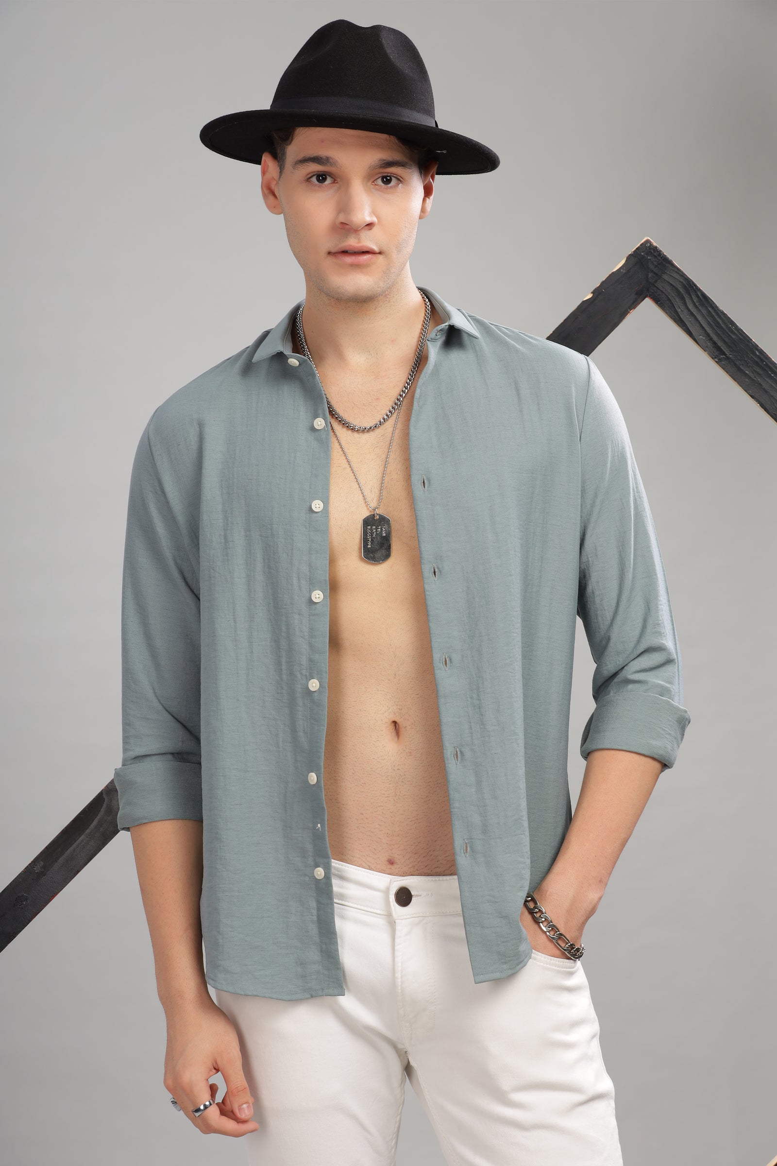 Men Pale Blue Slim Fit Shirt