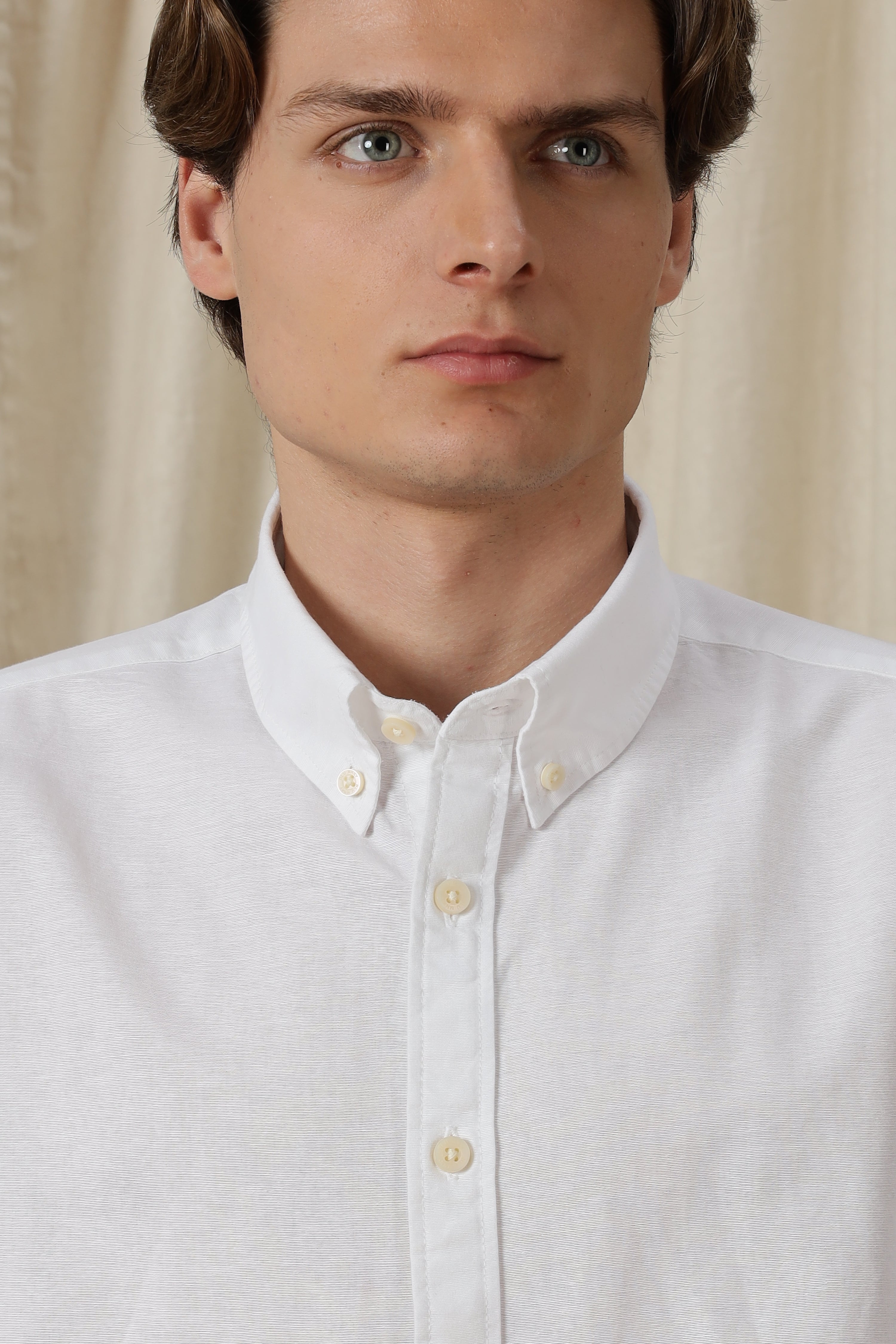 Men Classic Button-Down Solid Casual Shirt