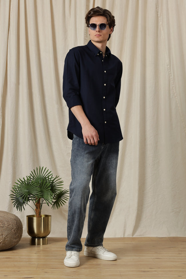 Men Classic Button-Down Solid Casual Shirt