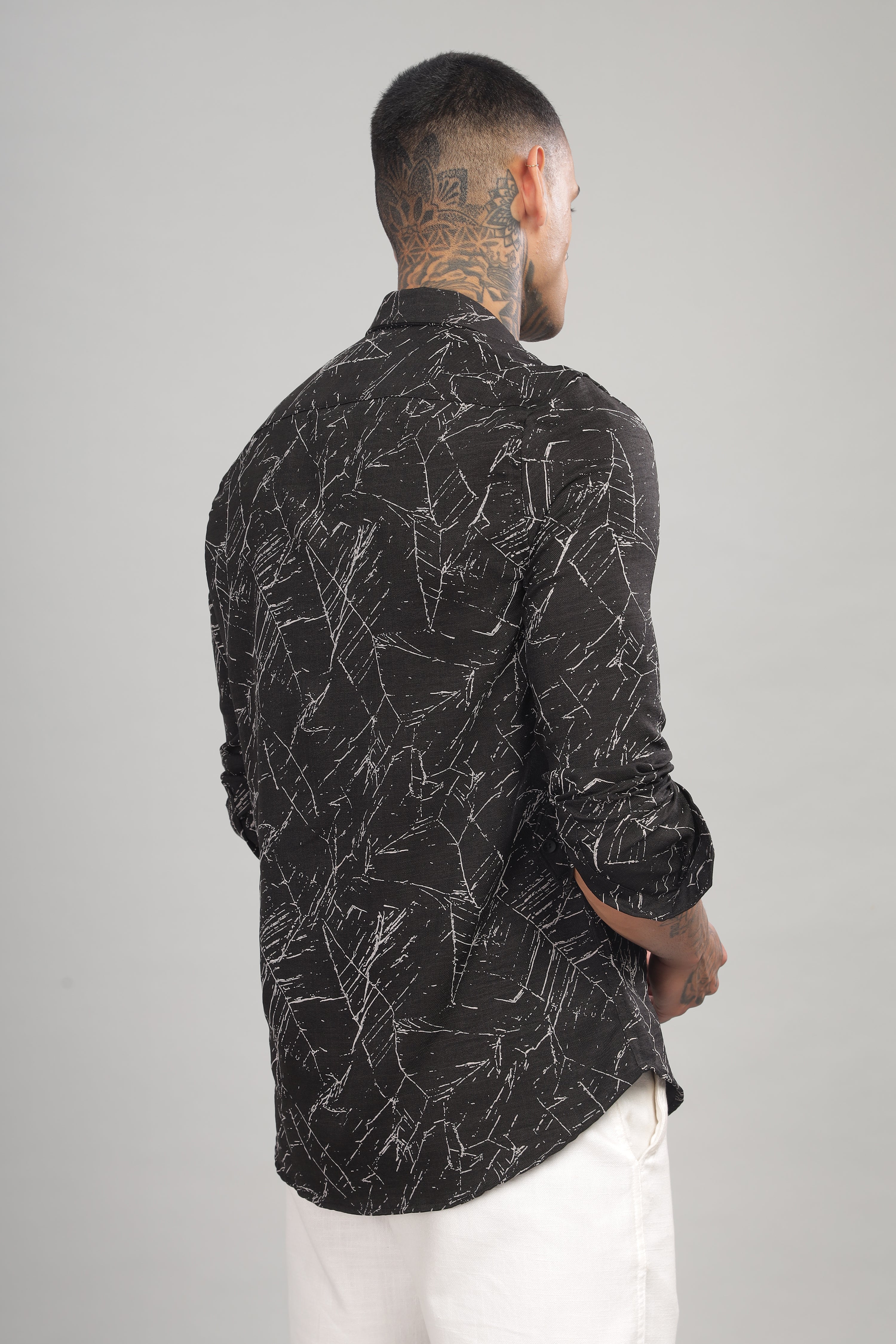 Men Black Slim Fit Shirt