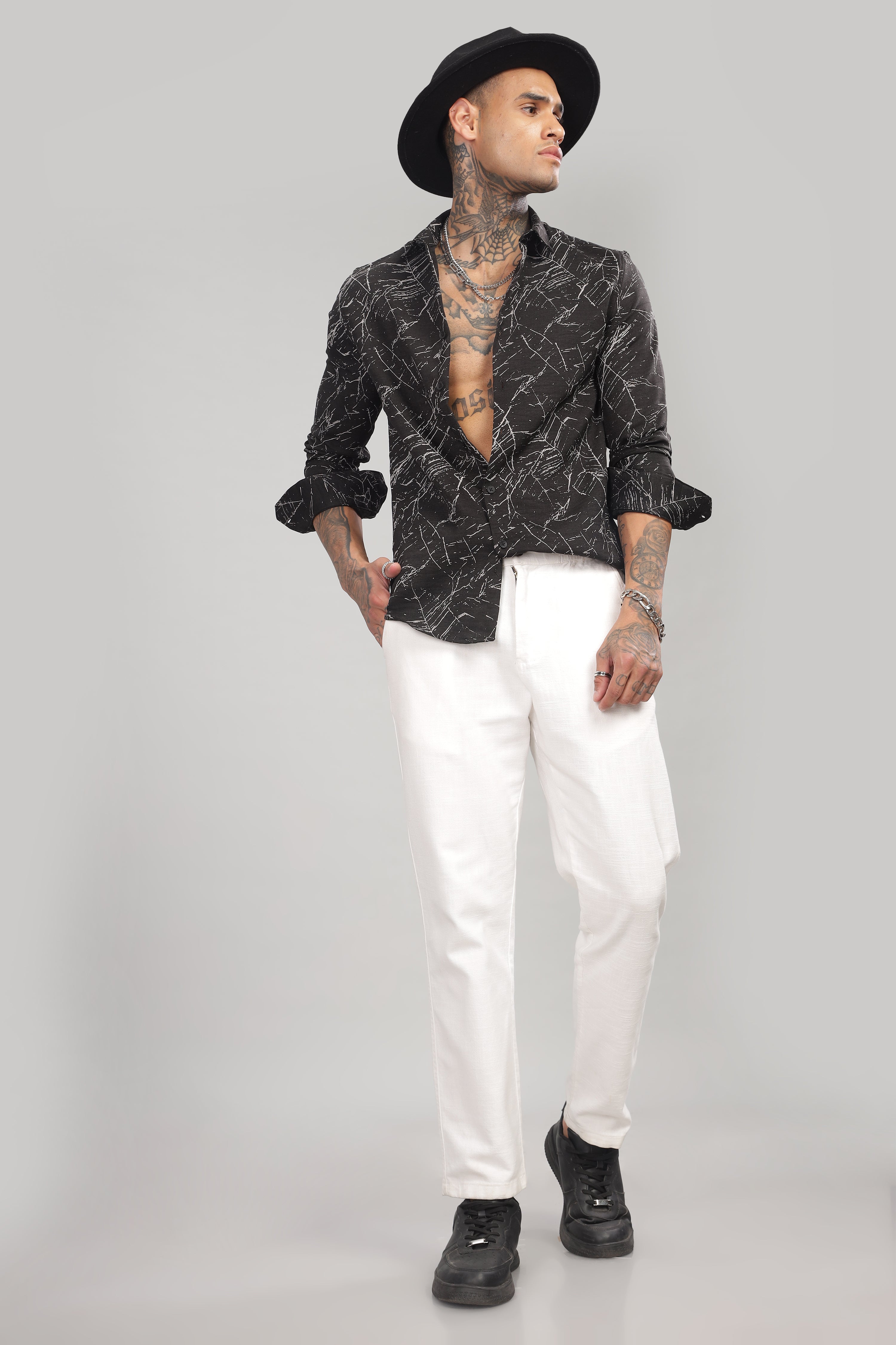 Men Black Slim Fit Shirt