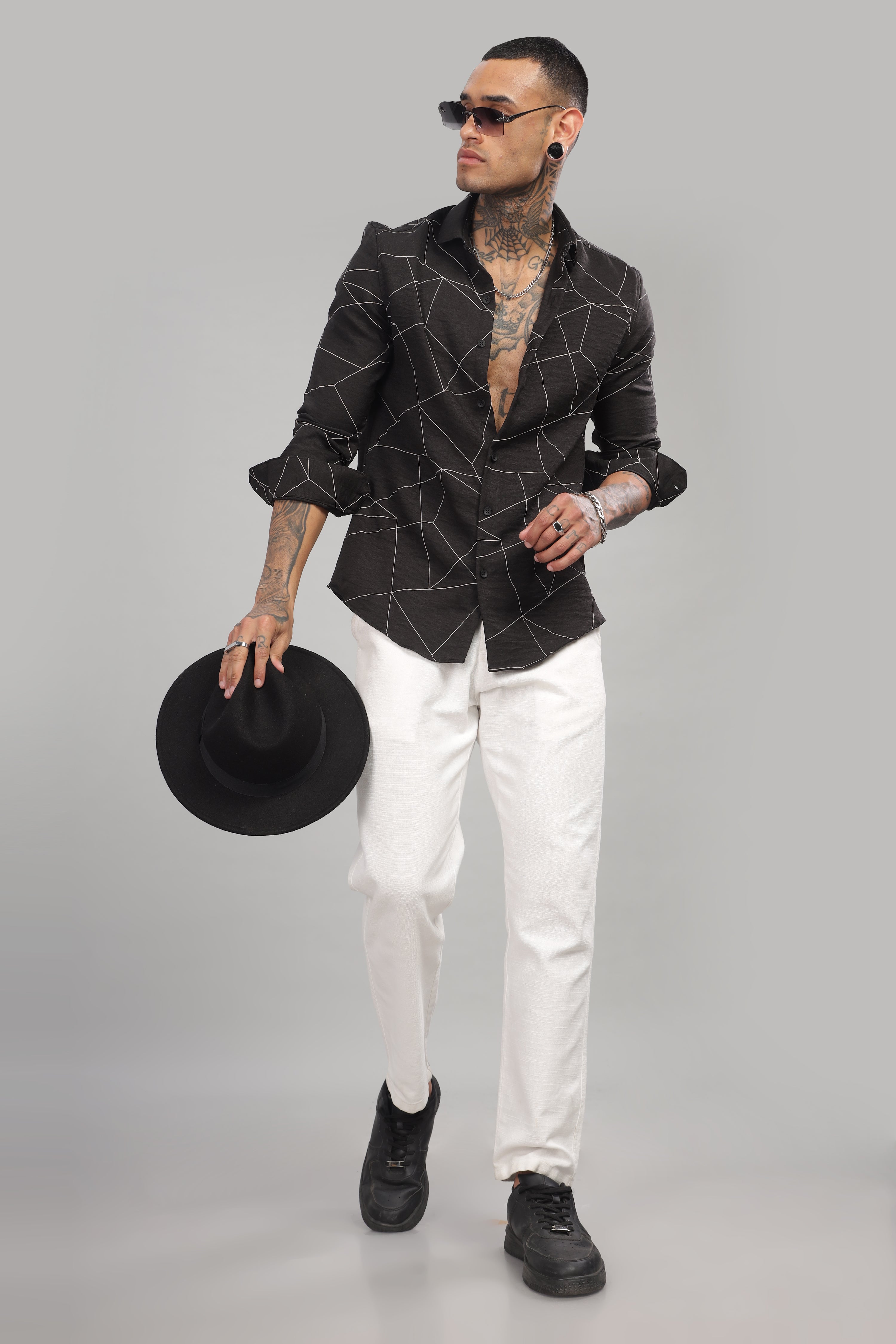 Men Black Slim Fit Shirt