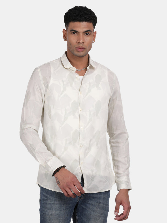Men Cream Slim Fit Spread Collar Full Sleeve Casual Shirt