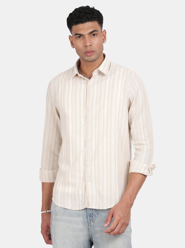 Men Cream Slim Fit Spread Collar Full Sleeve Casual Shirt