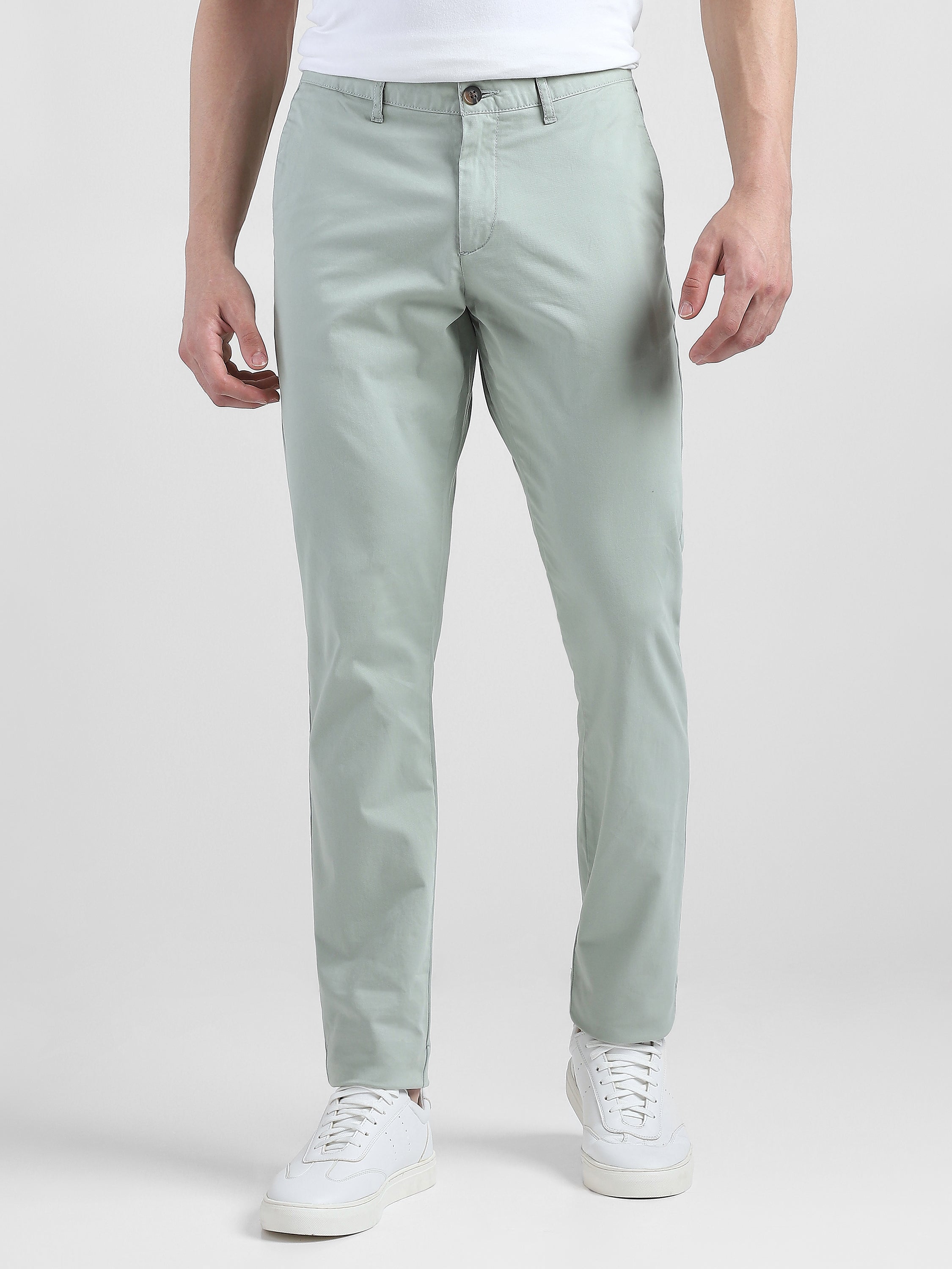 Men Light Mid Rise Green Regular Trouser