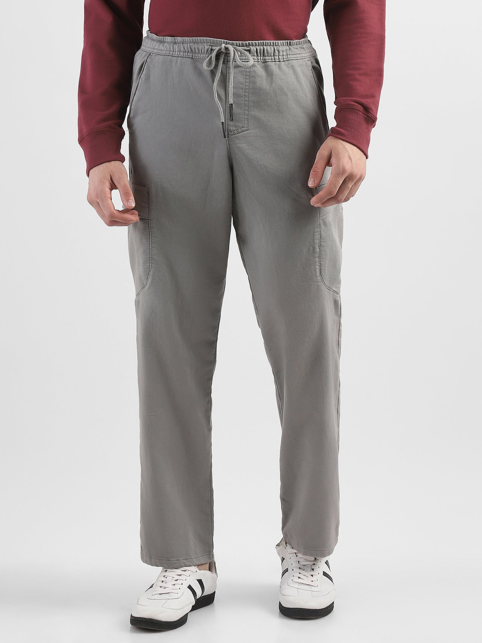 Men Grey Cotton Blend Cargo Pants with 6 Pockets