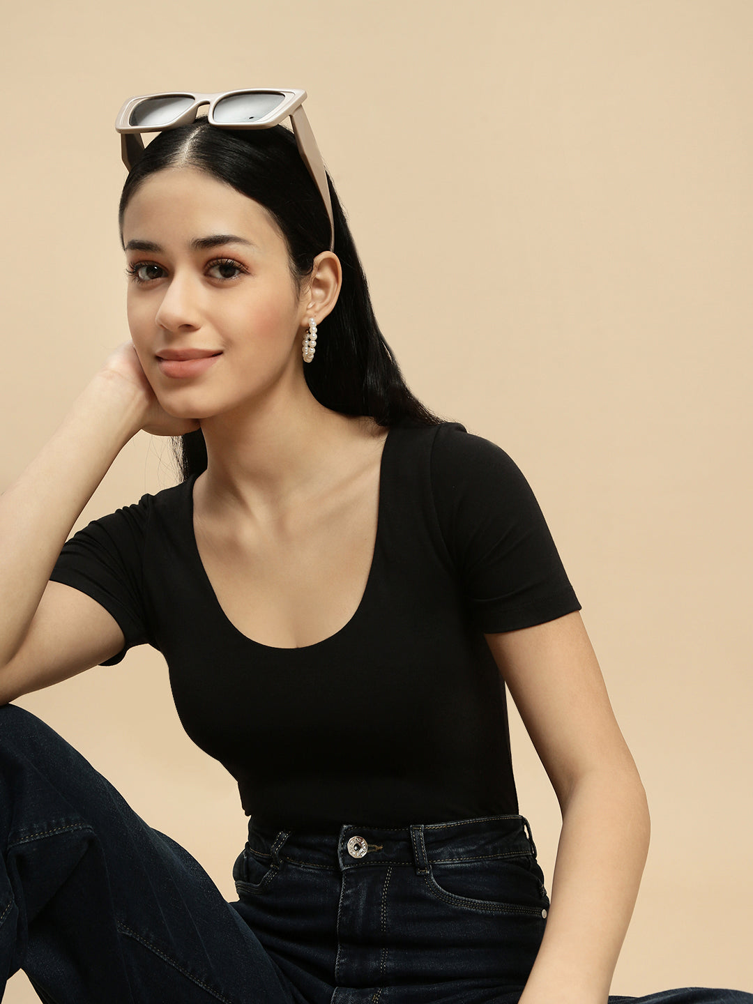 Women Black Half Sleeve Crop Top