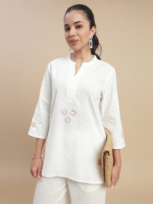 Women Off White Casual Kurta