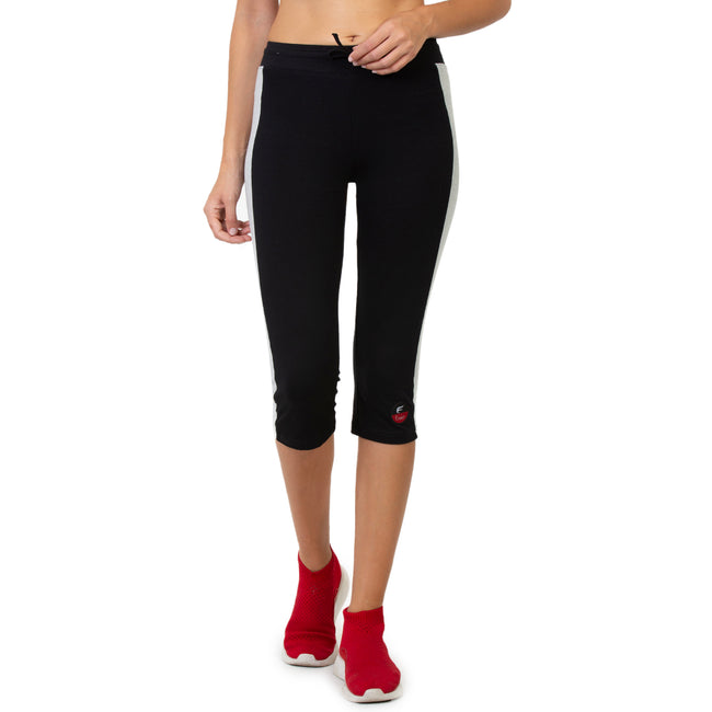 Women 3/4th Contrast Capri