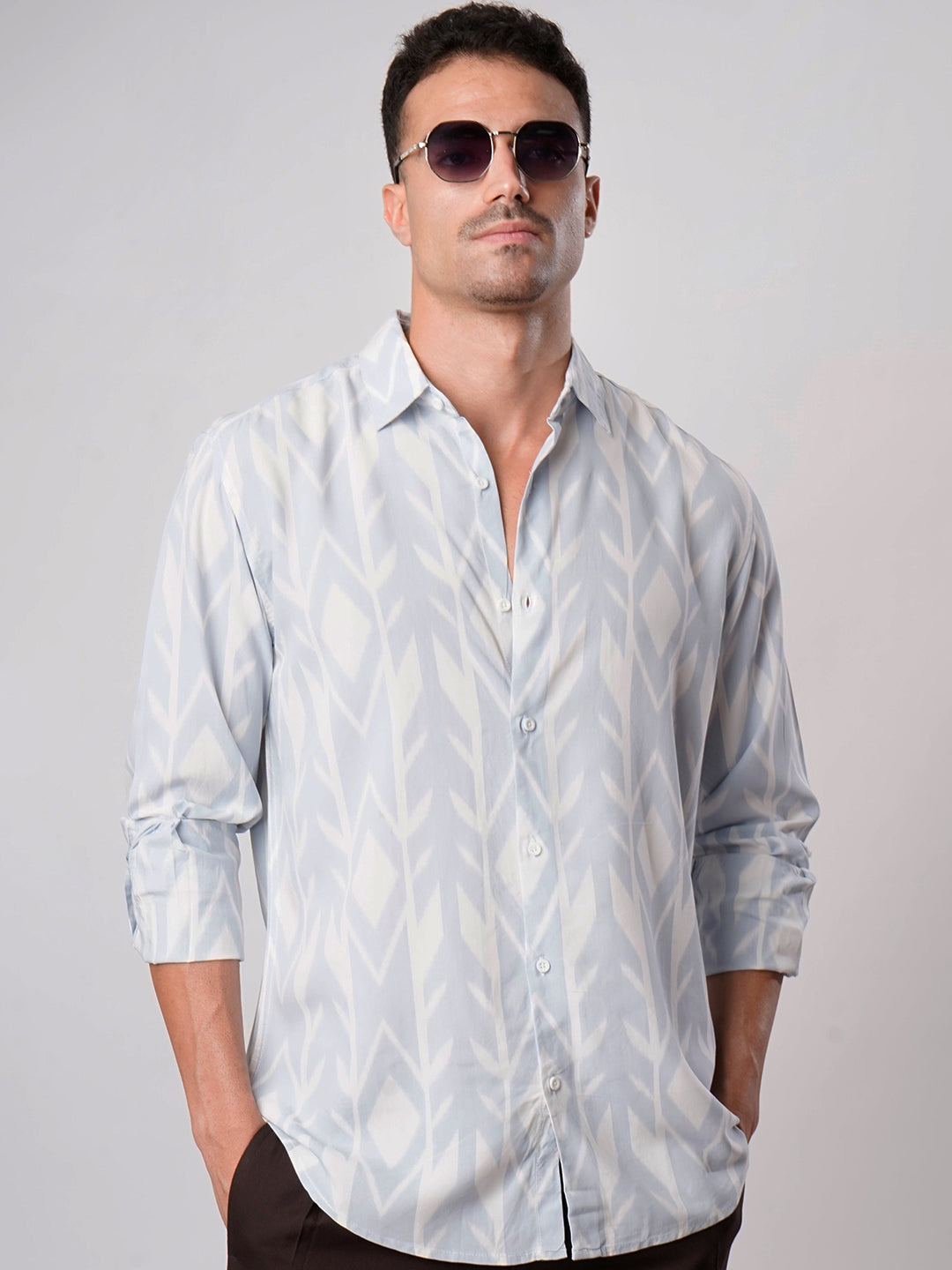 Men Blue and White Abstract printed Shirt