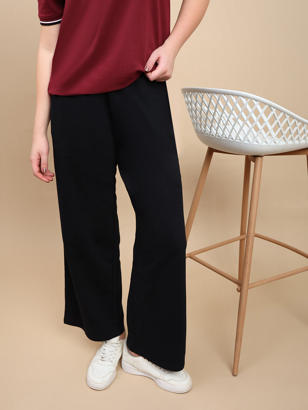 Women Black Pleated Flare Straight Pant