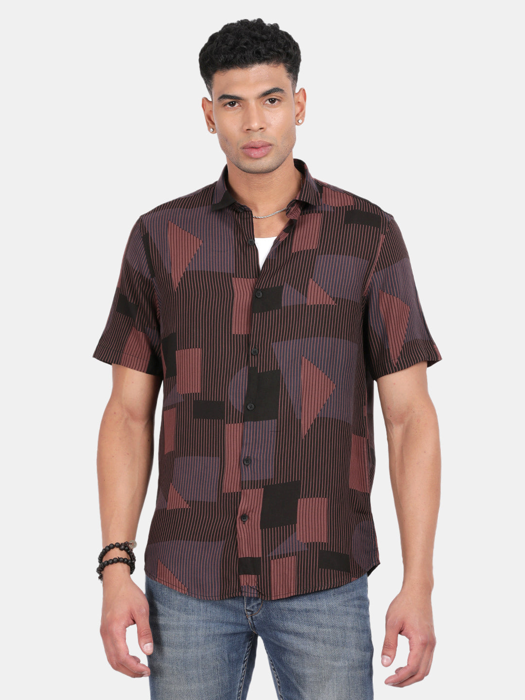 Men Maroon Slim Fit Spread Collar Half Sleeve Casual Shirt
