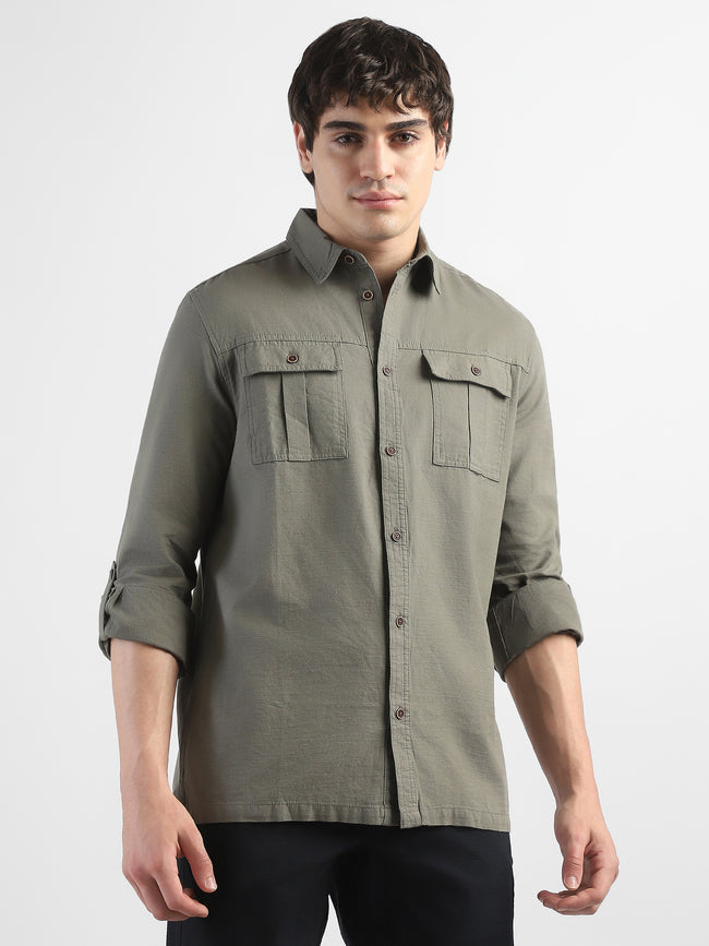 Men Olive shirt with two front pockets and roll up sleeves