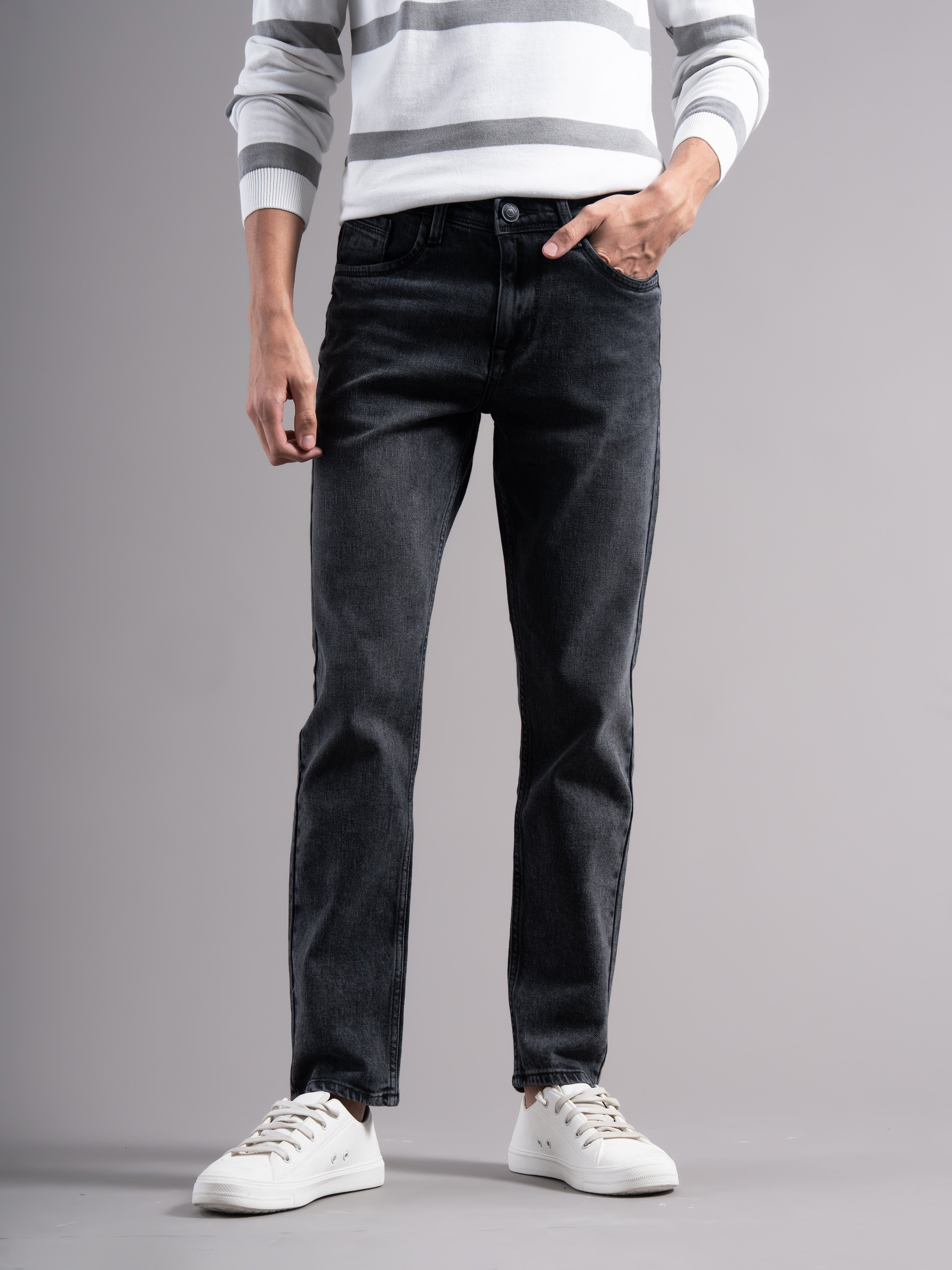 Men Grey Regular Fit Jeans