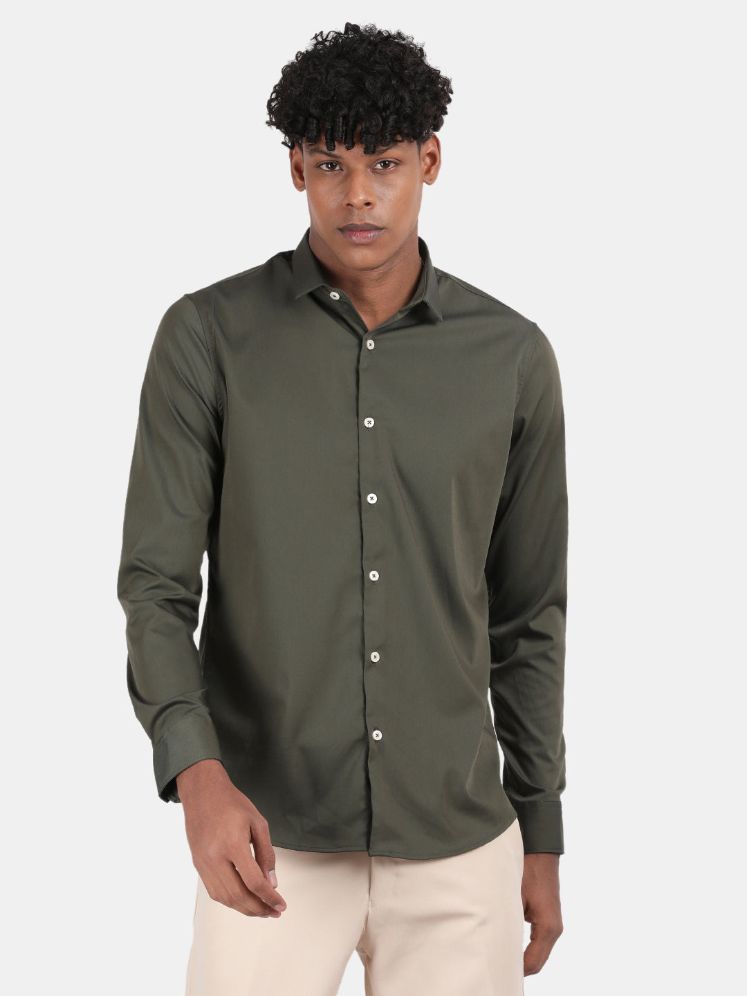 Men Green Slim Fit Spread Collar Full Sleeve Casual Shirt