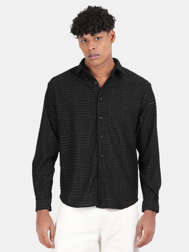 Men Black Slim Fit Spread Collar Full Sleeve Casual Shirt