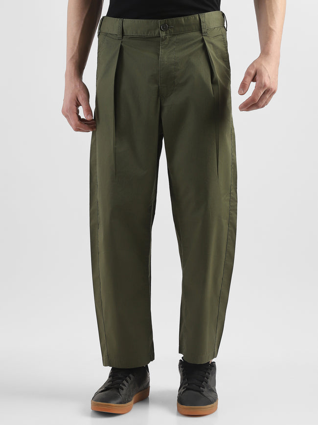 Men Olive Pleated Mid Rise Comfort Fit Trousers