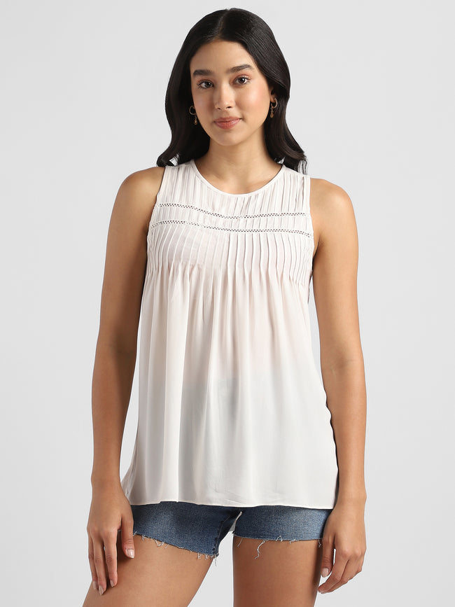 Women White Pleated Top