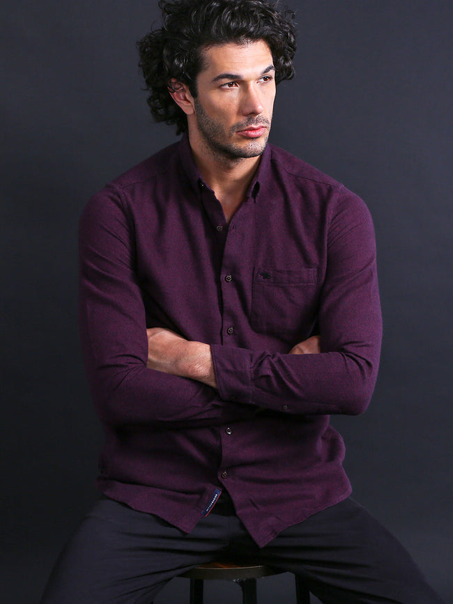 Men Maroon Slim Fit Solid Casual Shirt