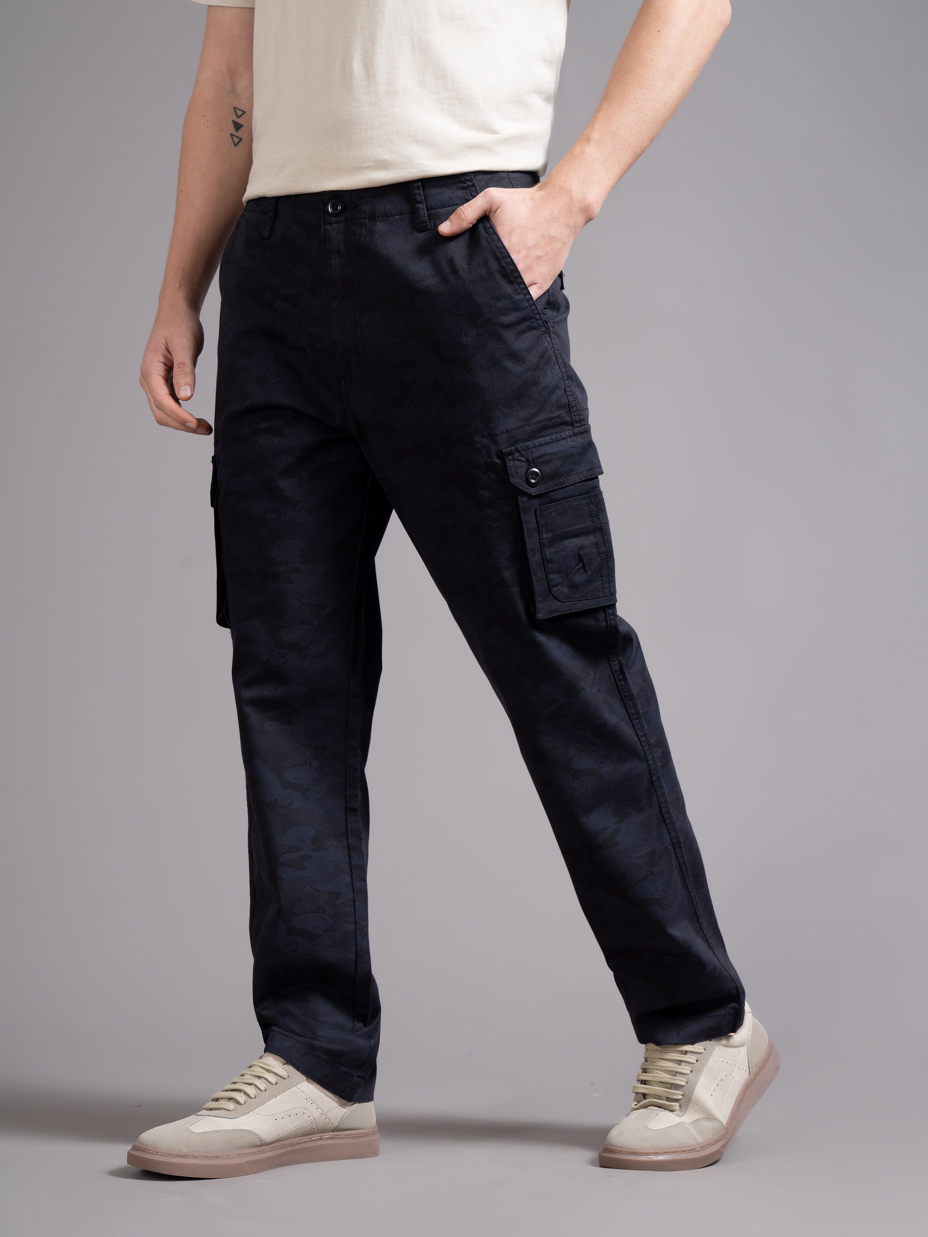 Men Blue Relaxed Fit Cargo Trouser