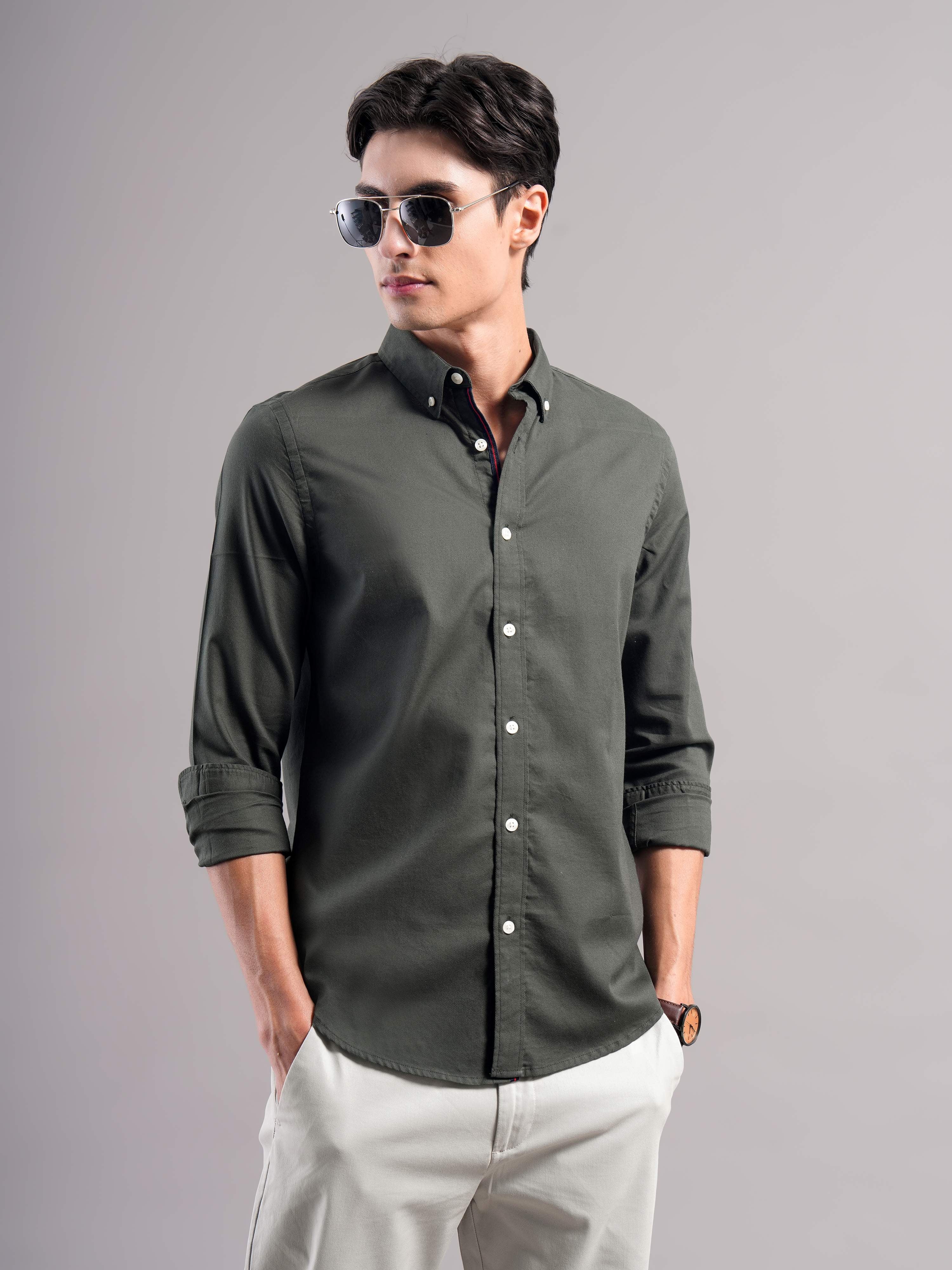 Men Olive Solid Casual Shirt