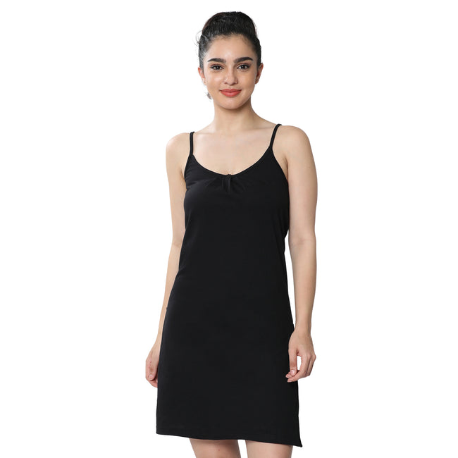 Relaxed Fit Scoop Neck Thigh Length Kurta Slip