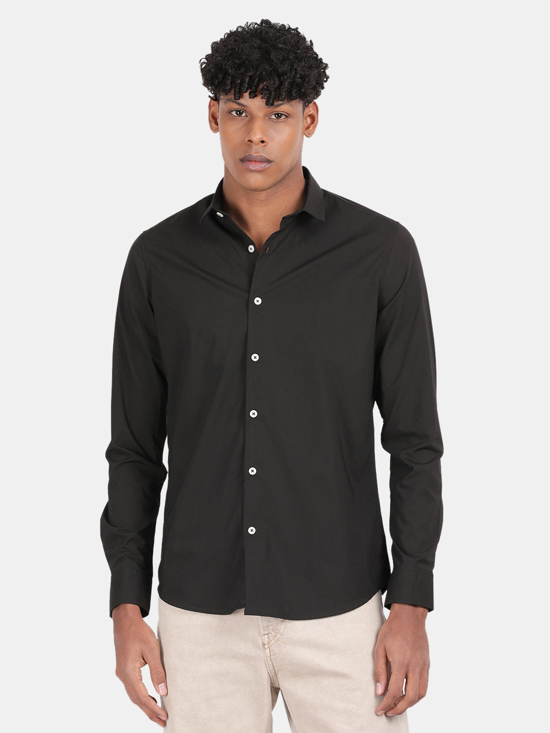 Men Black Slim Fit Spread Collar Full Sleeve Casual Shirt