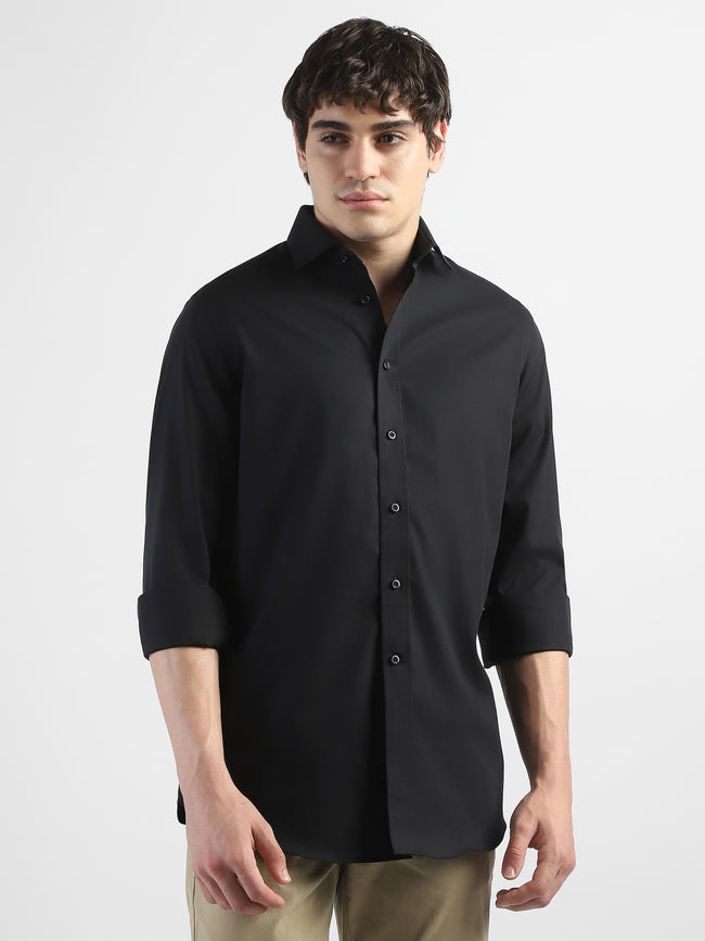 Men Black Spread Collar Shirt