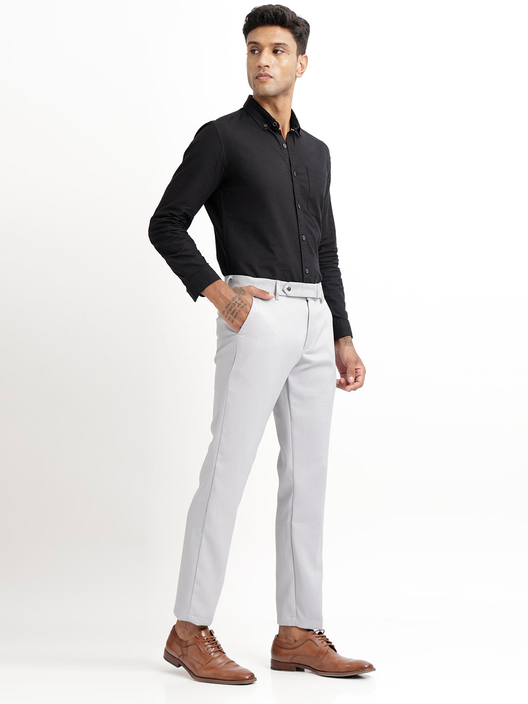 Men Textured  Slim Fit Trousers
