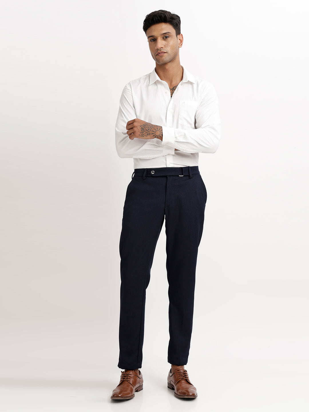 Men Textured  Slim Fit Trousers