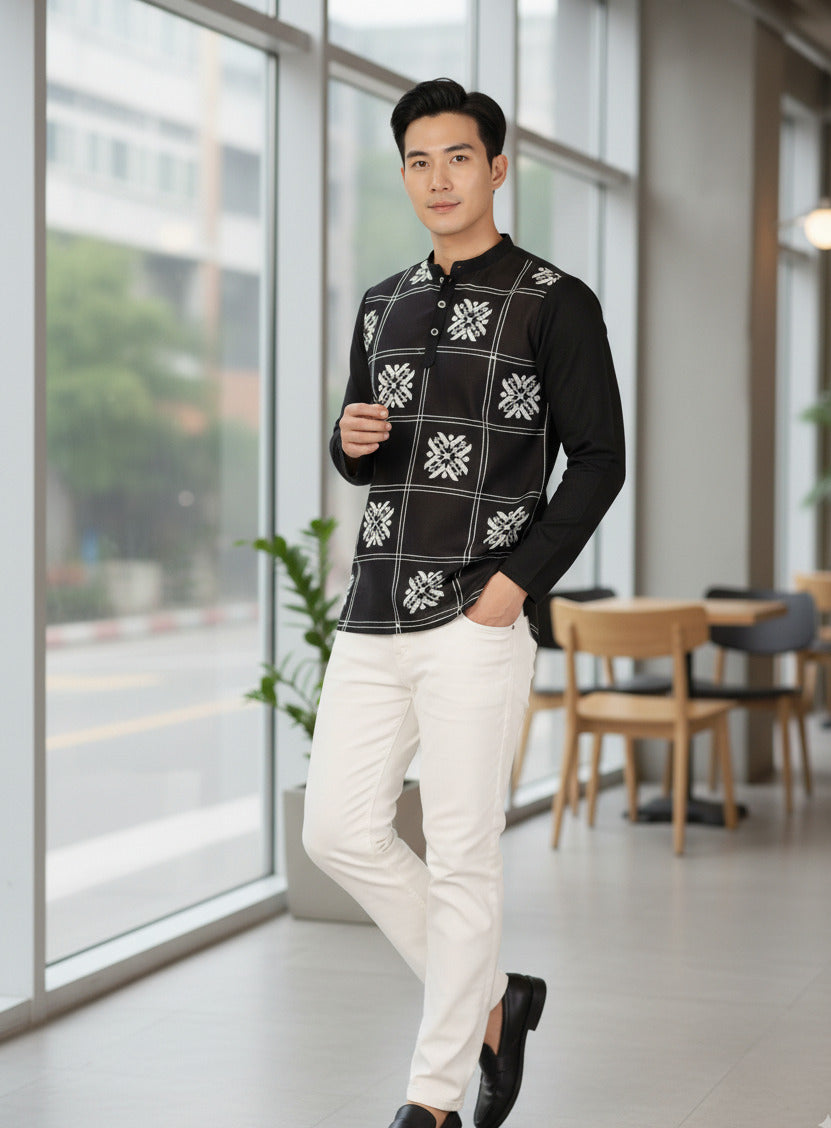 Men Black Embroidered Kurta