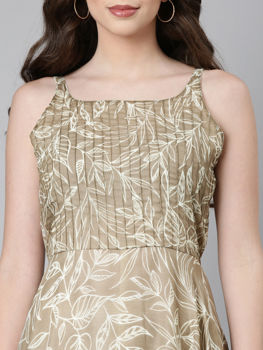 Women Beige Floral Chiffon Dress